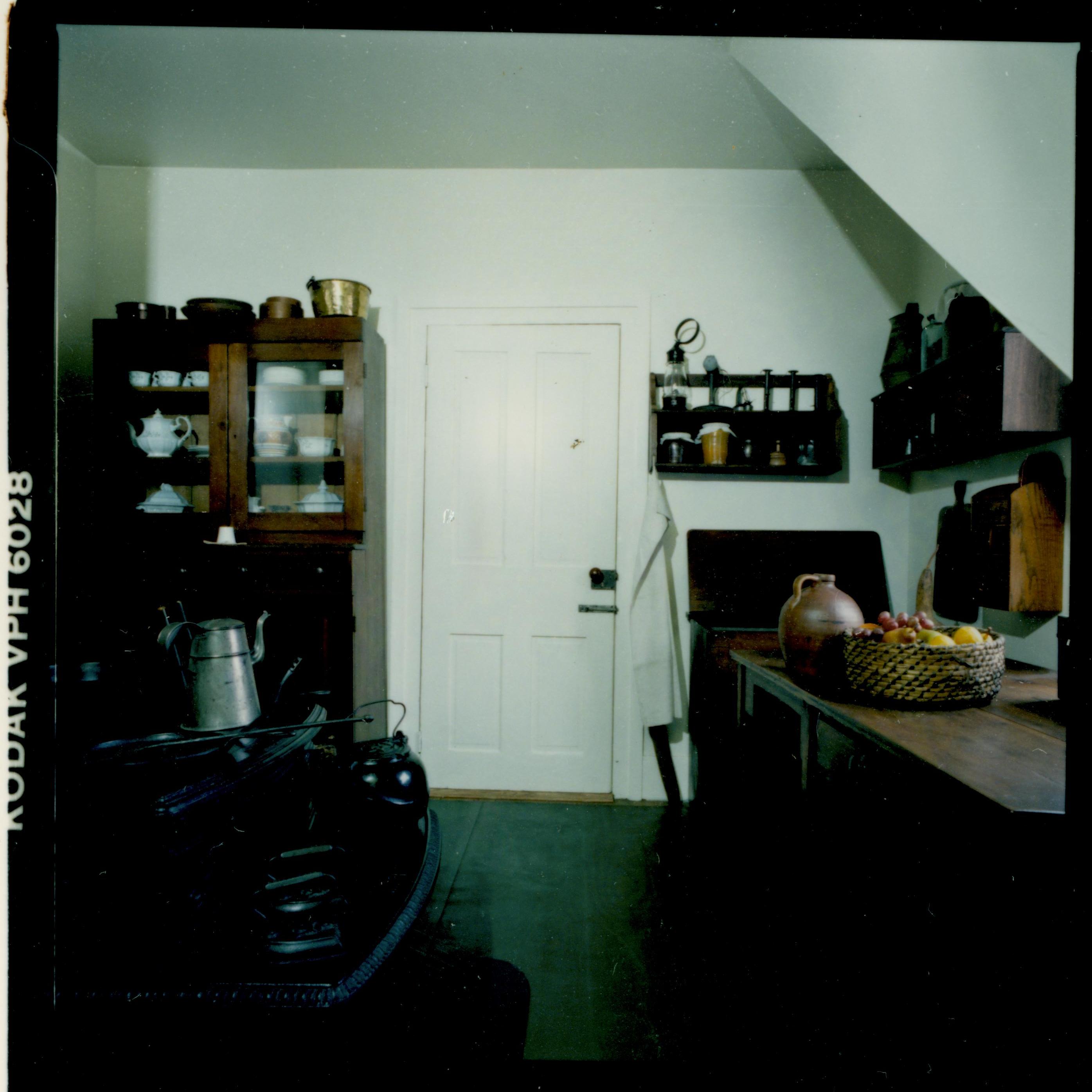 NA Lincoln Home, Kitchen