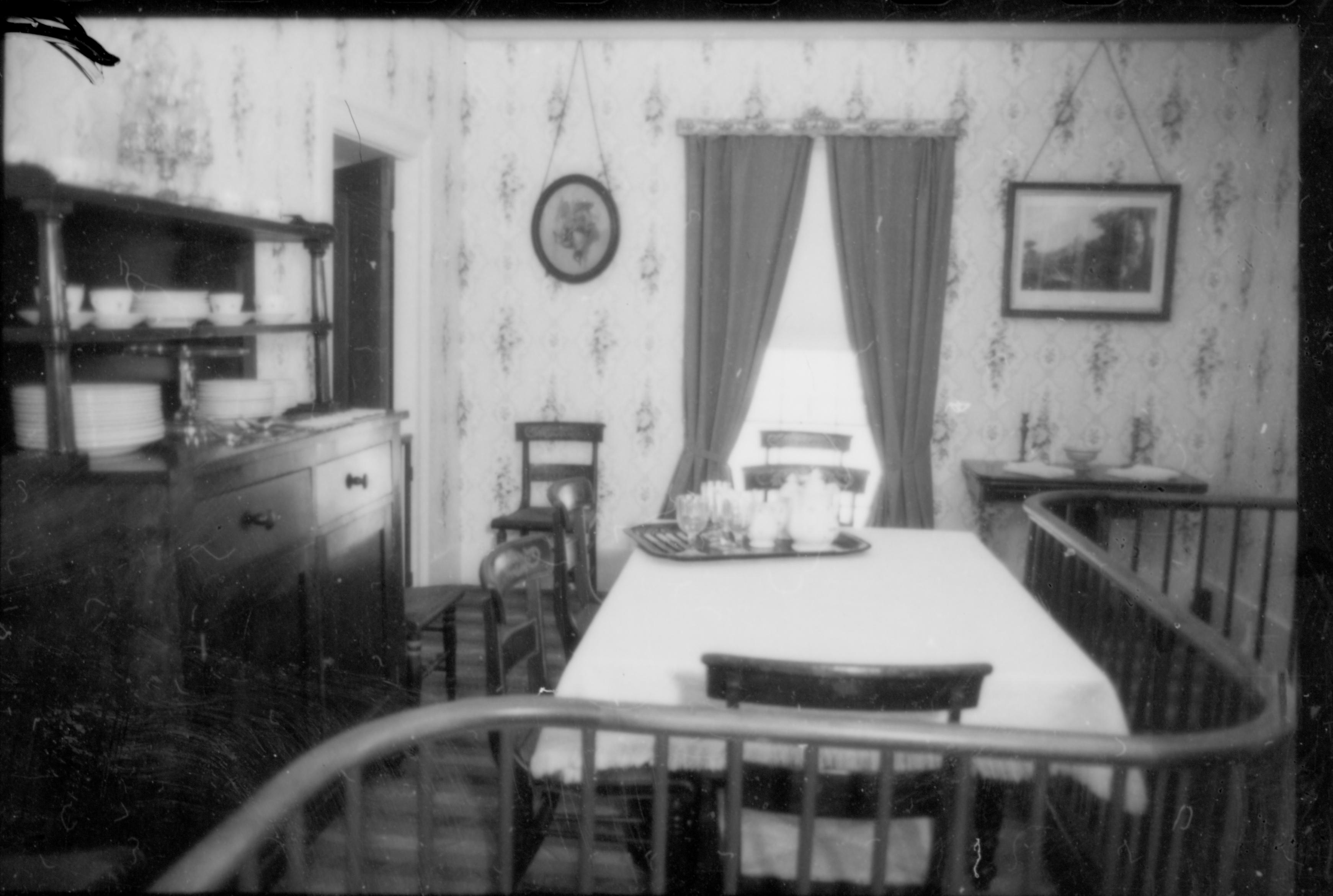 NA 153 Lincoln Home, Kitchen