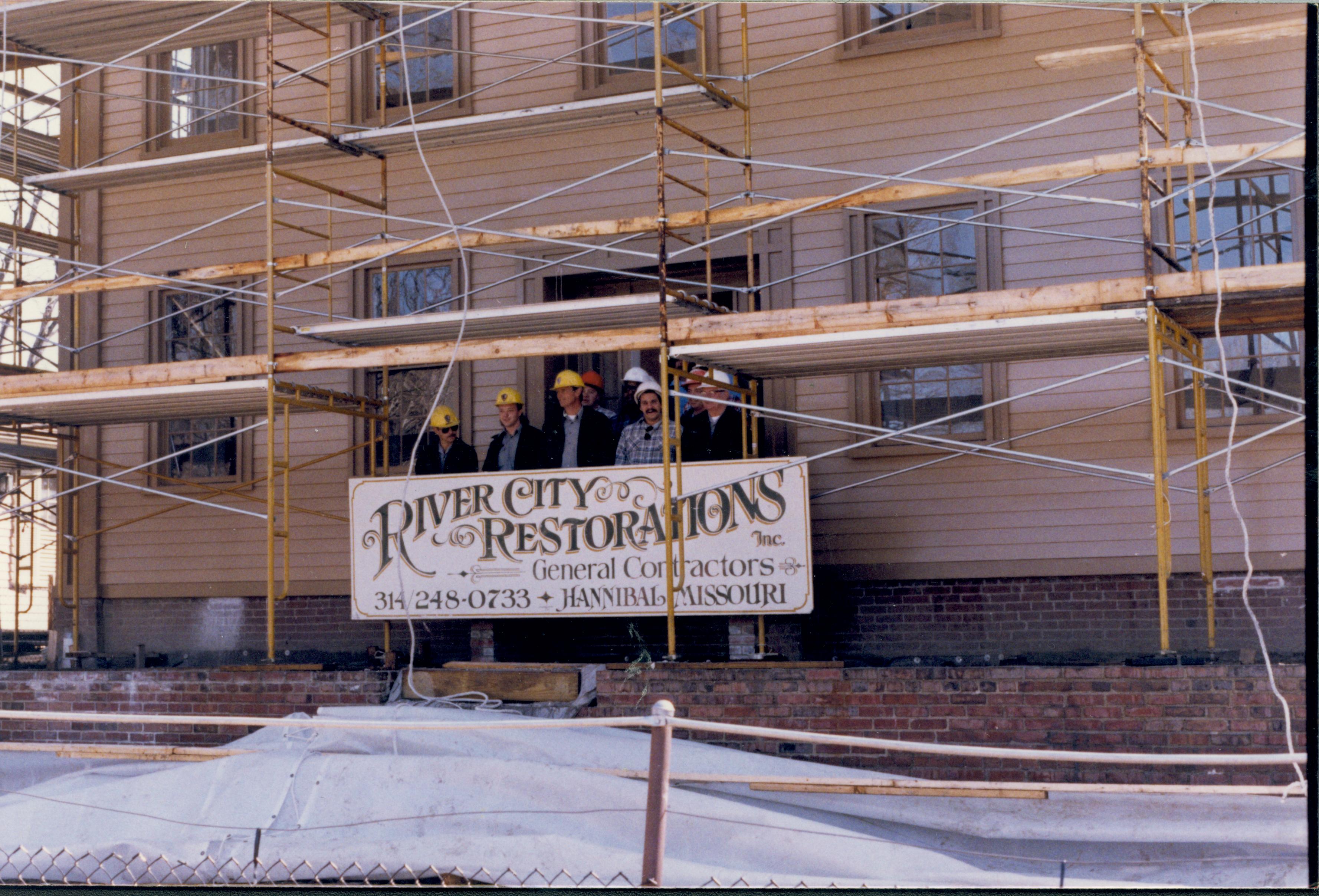 Lincoln Home Restoration (picture of crew) Job#44298, PG40,PIC1 Lincoln Home, Restoration, Workers