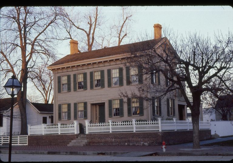 NA Lincoln Home, Restoration, Exterior