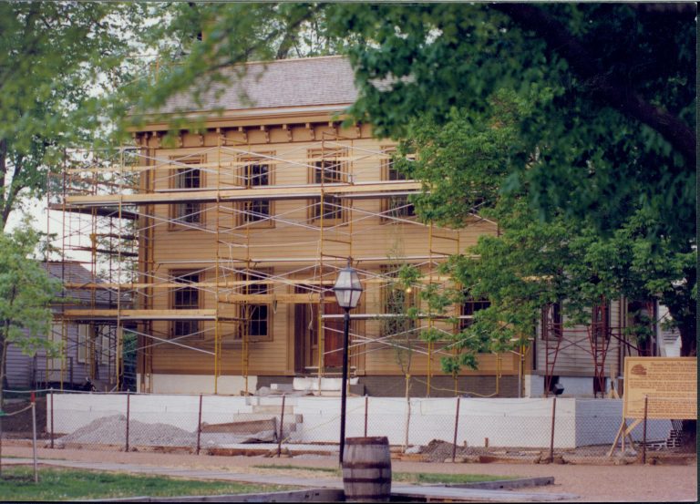 notes for Restoring Mr. Lincoln's Home Job No. 44298PG40,PIC2 Lincoln Home, Restoration, Exterior, Scaffolding