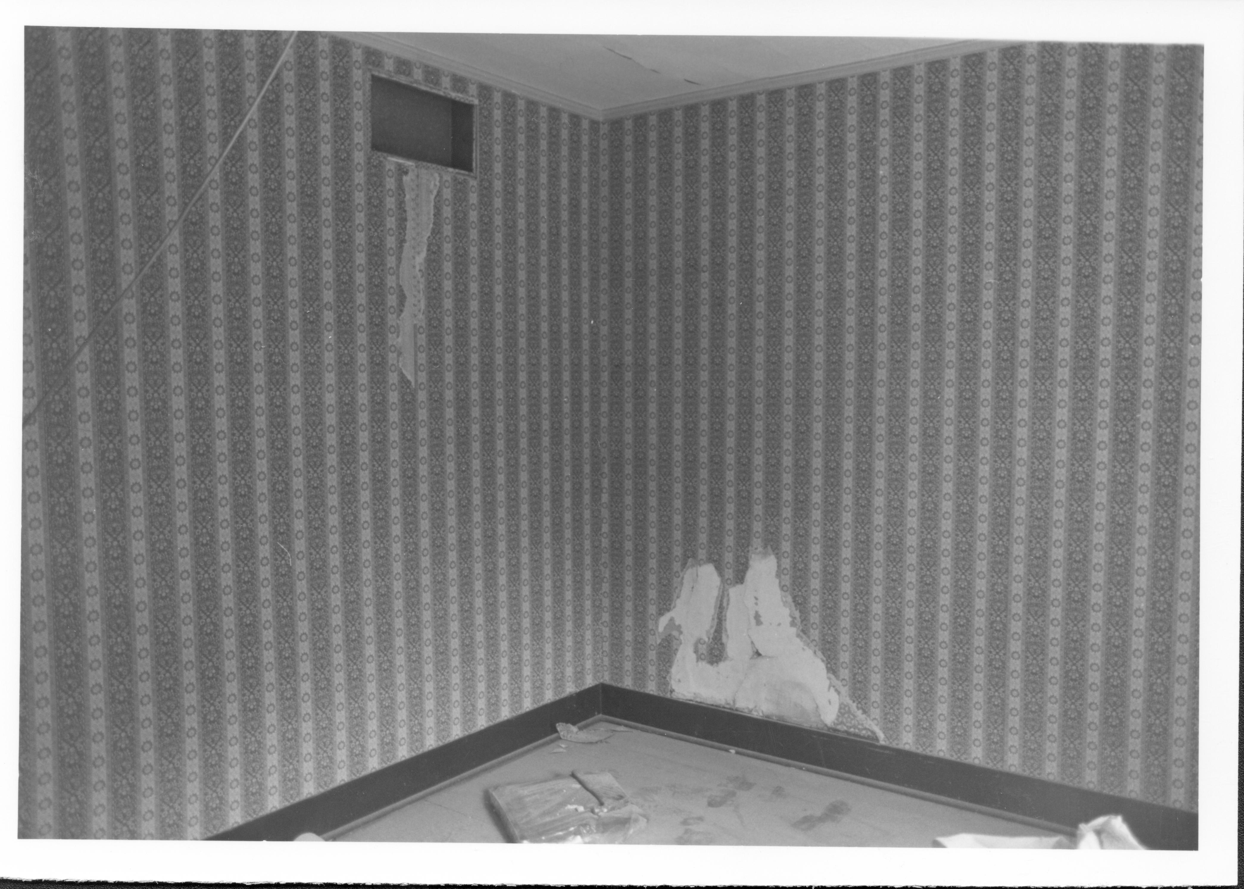 R 207 - Vents Lincoln Home, Restoration