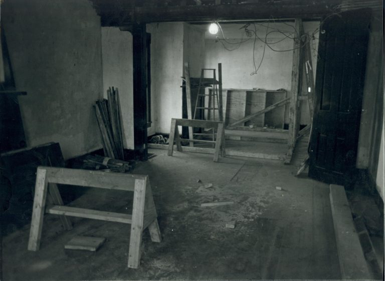 Looking from front parlor to back 16-Aug Lincoln Home, Restoration