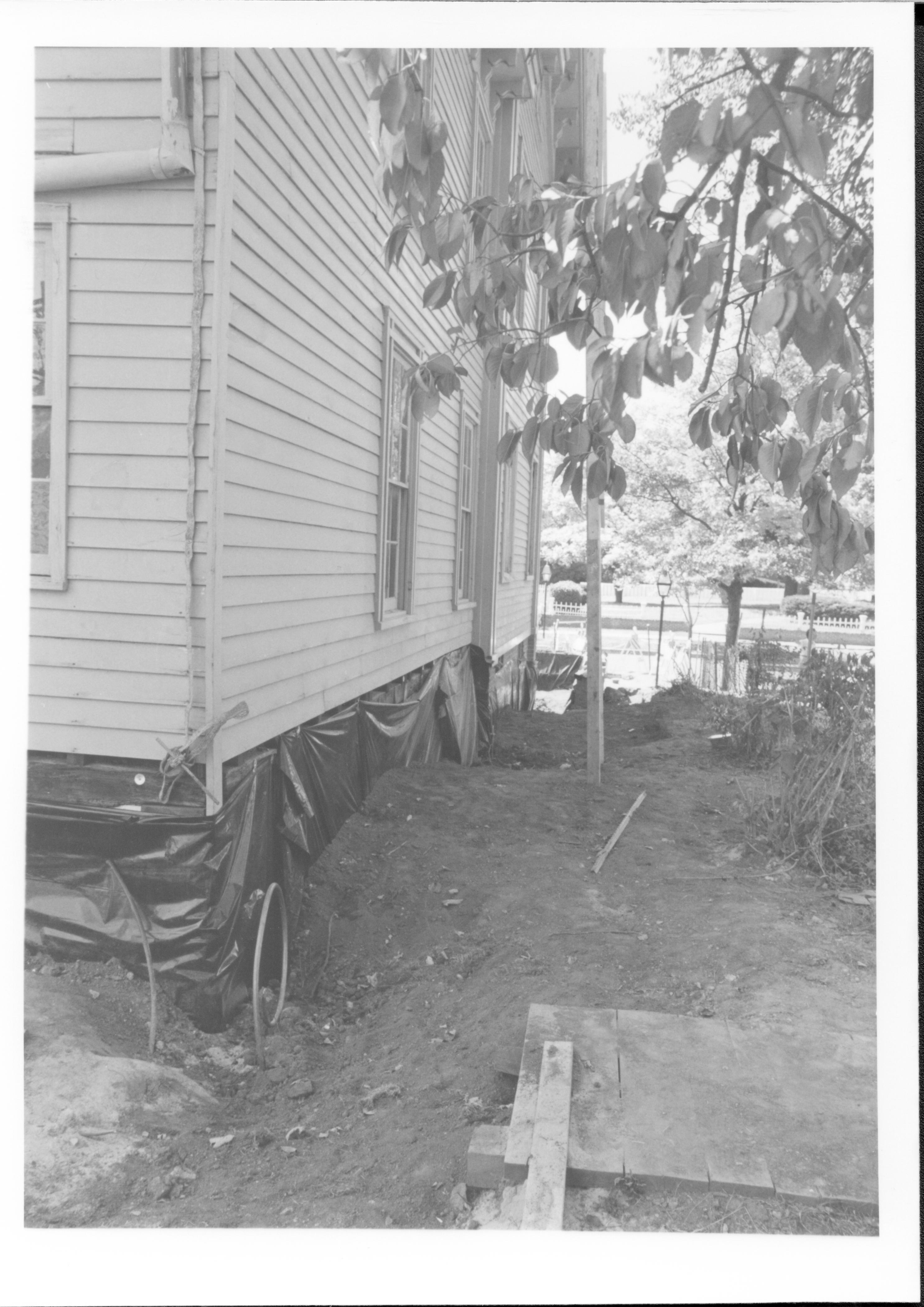 North Side 14-Nov Lincoln Home, Restoration, North Side, Foundation