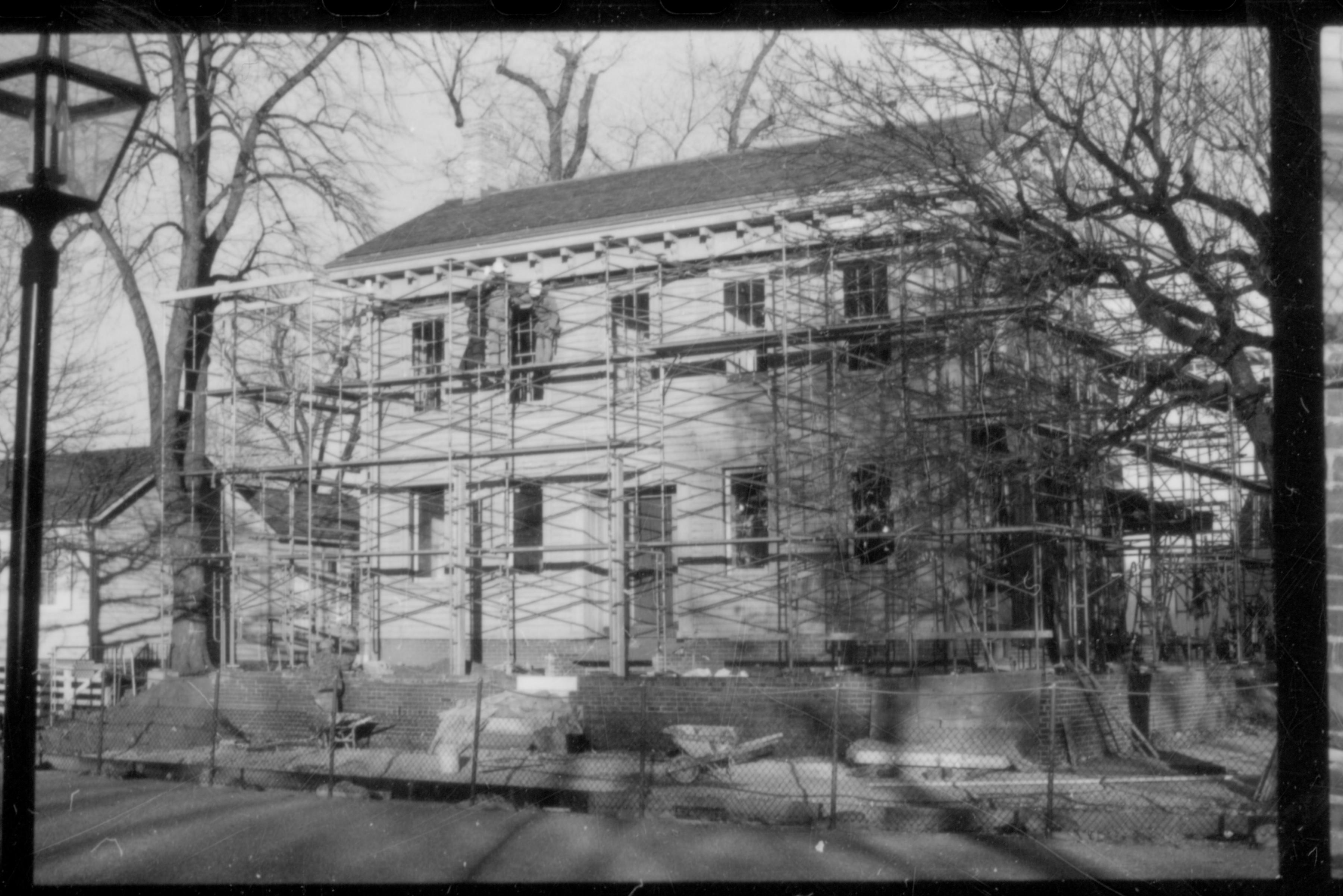 NA Lincoln Home, Restoration, workers