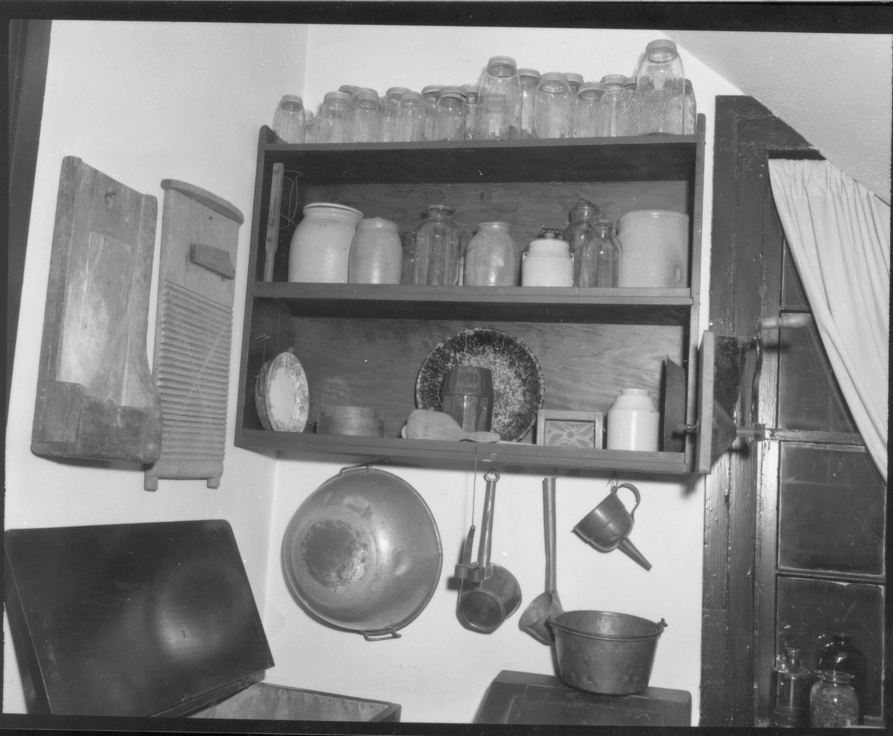 NA Lincoln, Home, Kitchen