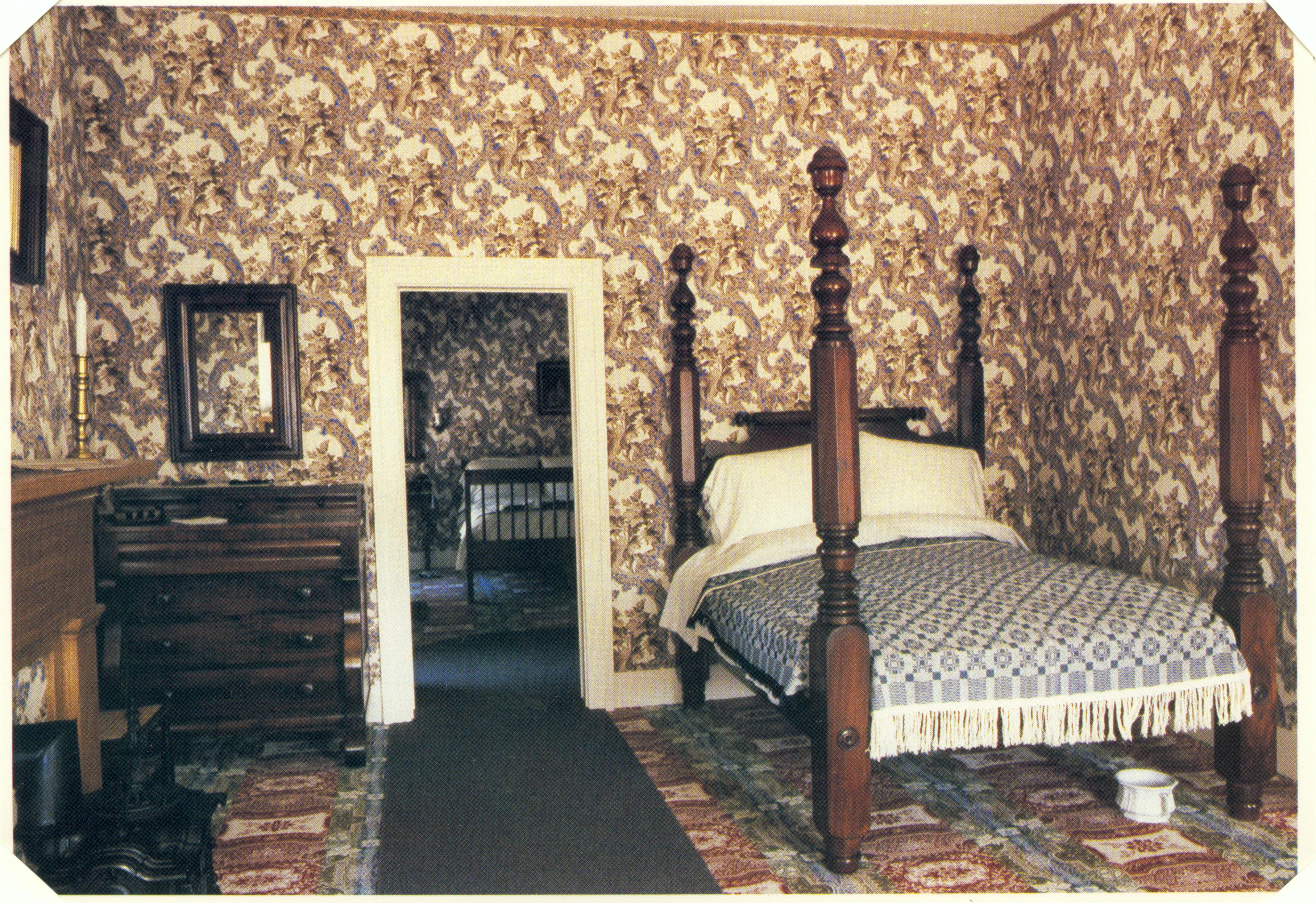 NA Lincoln, Home, Mr. Lincoln's bedroom