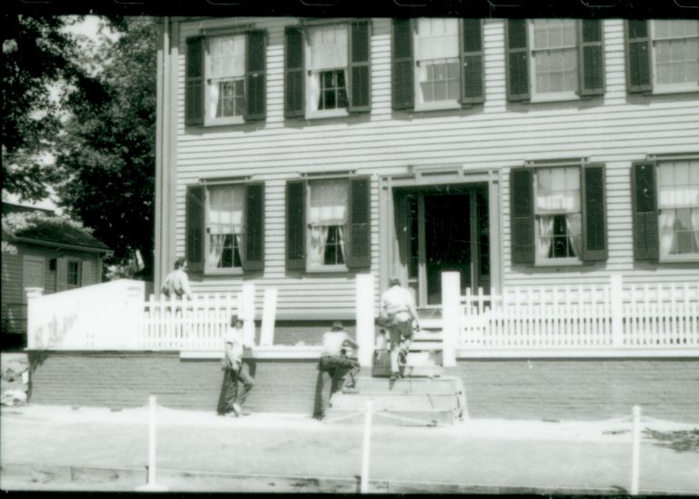 NA Lincoln, Home, restoration, front