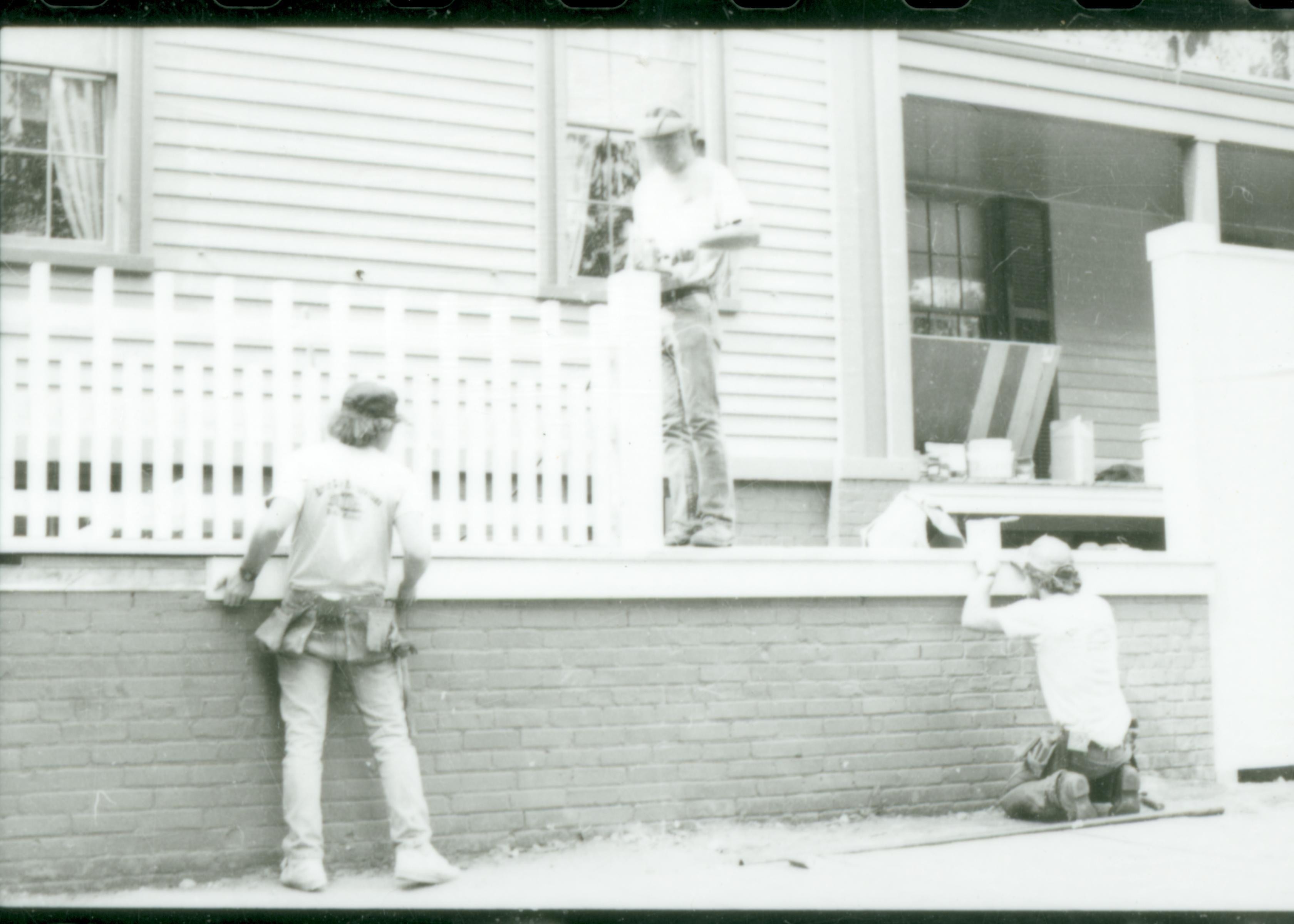 NA Lincoln, Home, restoration, fence, south