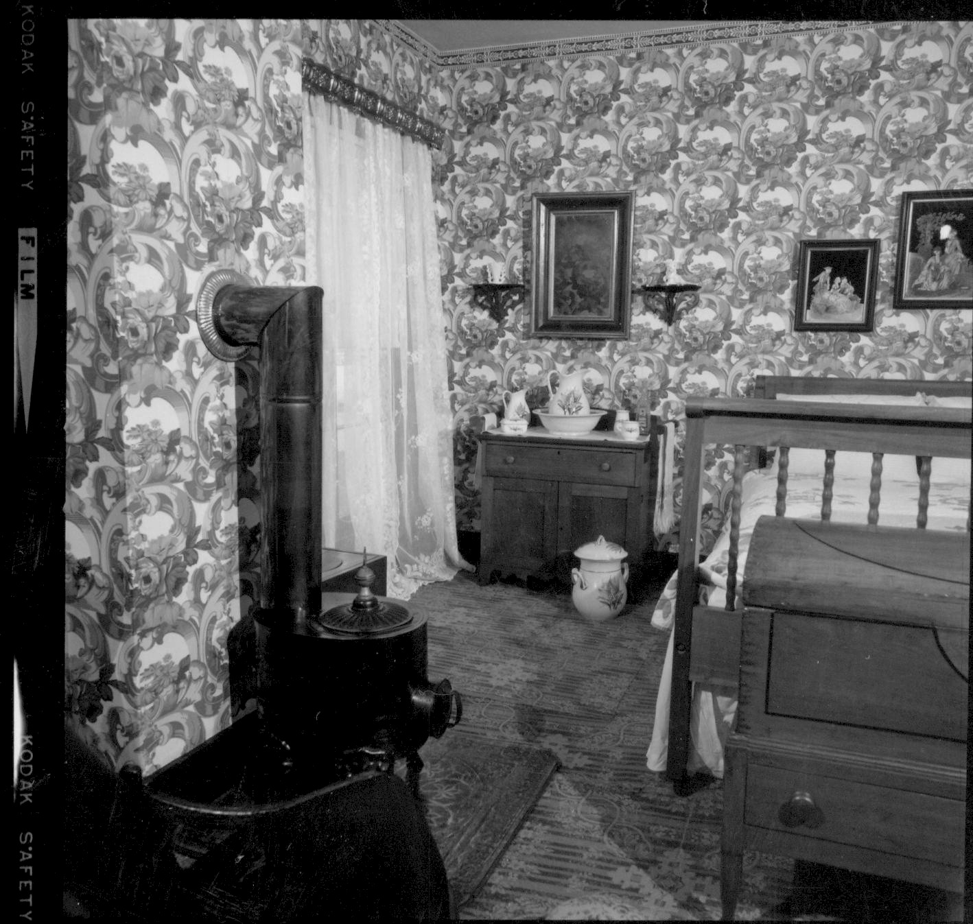 Mrs. Lincoln's Bedroom Lincoln Home, Mrs. Lincoln bedroom, bed, pillows, pictures