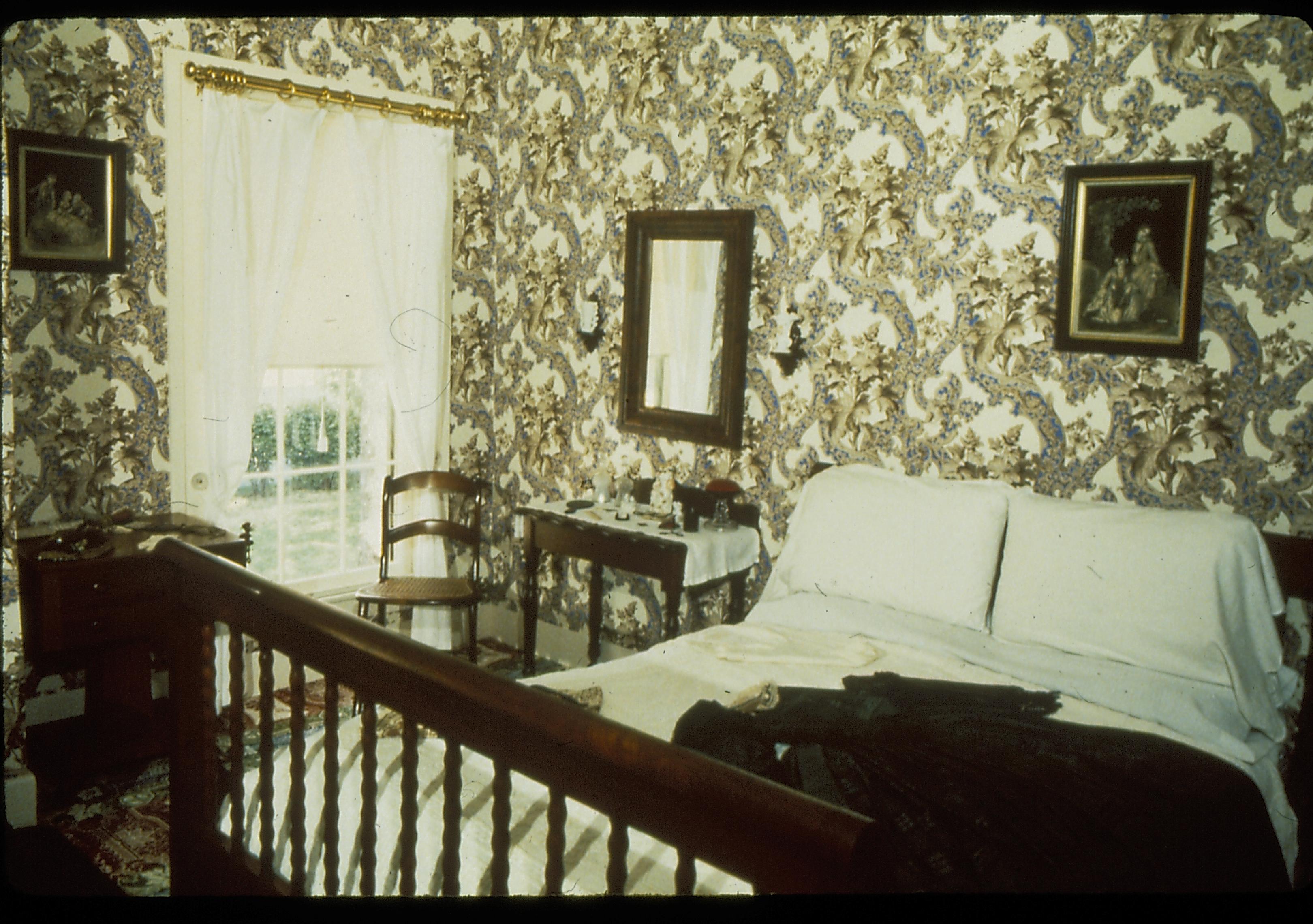 NA Print File Assignment: 202 Mrs. Lincoln Room Mary's Bedroom, bed, furnishings