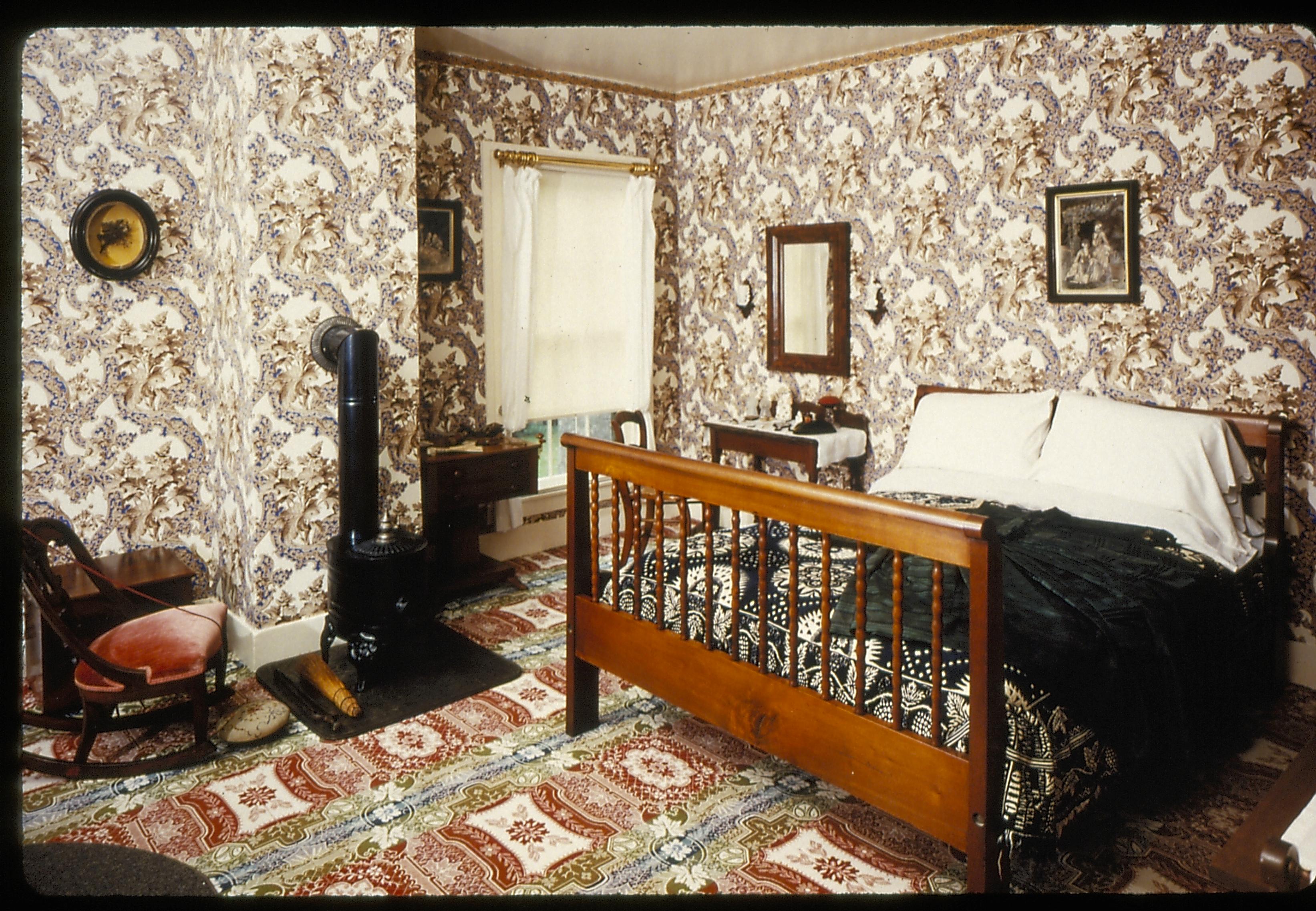 Mrs. Lincoln's Bedroom - 1998 Print File Assignment: 202 Mrs. Lincoln Room Mary's Bedroom, furnishings