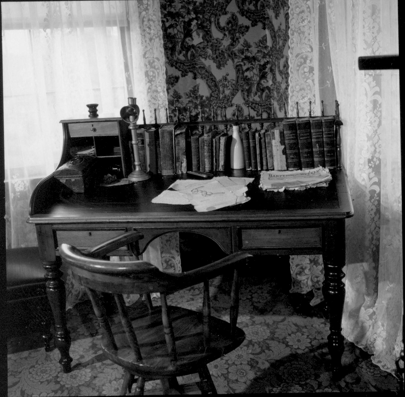 Mrs. Lincoln's Bedroom Lincoln Home, Mrs. Lincoln bedroom, table, books, papers, glasses
