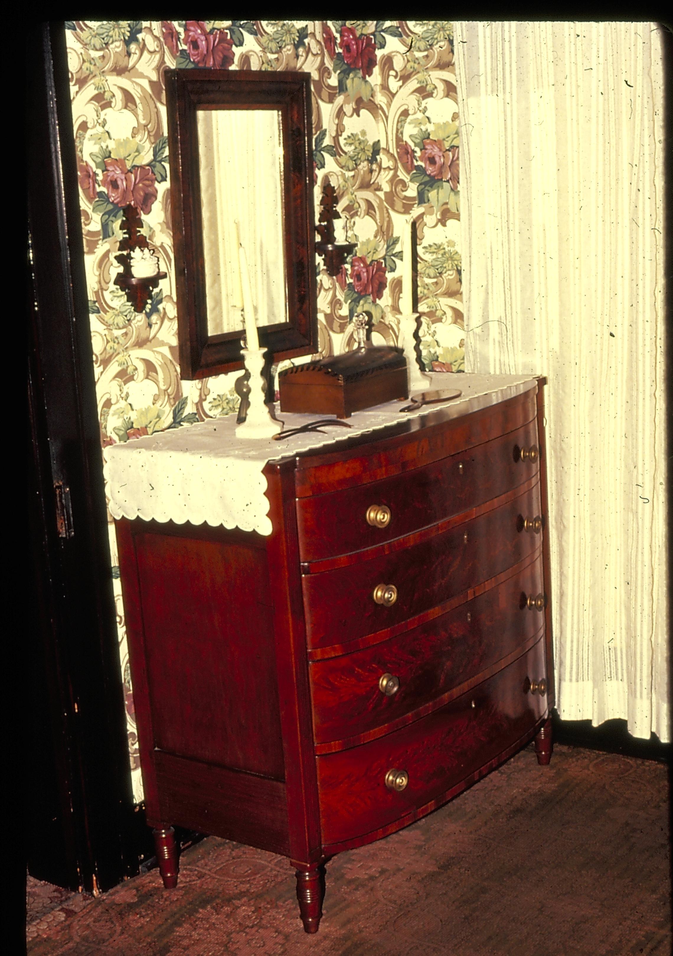 NA Print File Assignment: 202 Mrs. Lincoln Room; 202 Mary's Bedroom, dresser