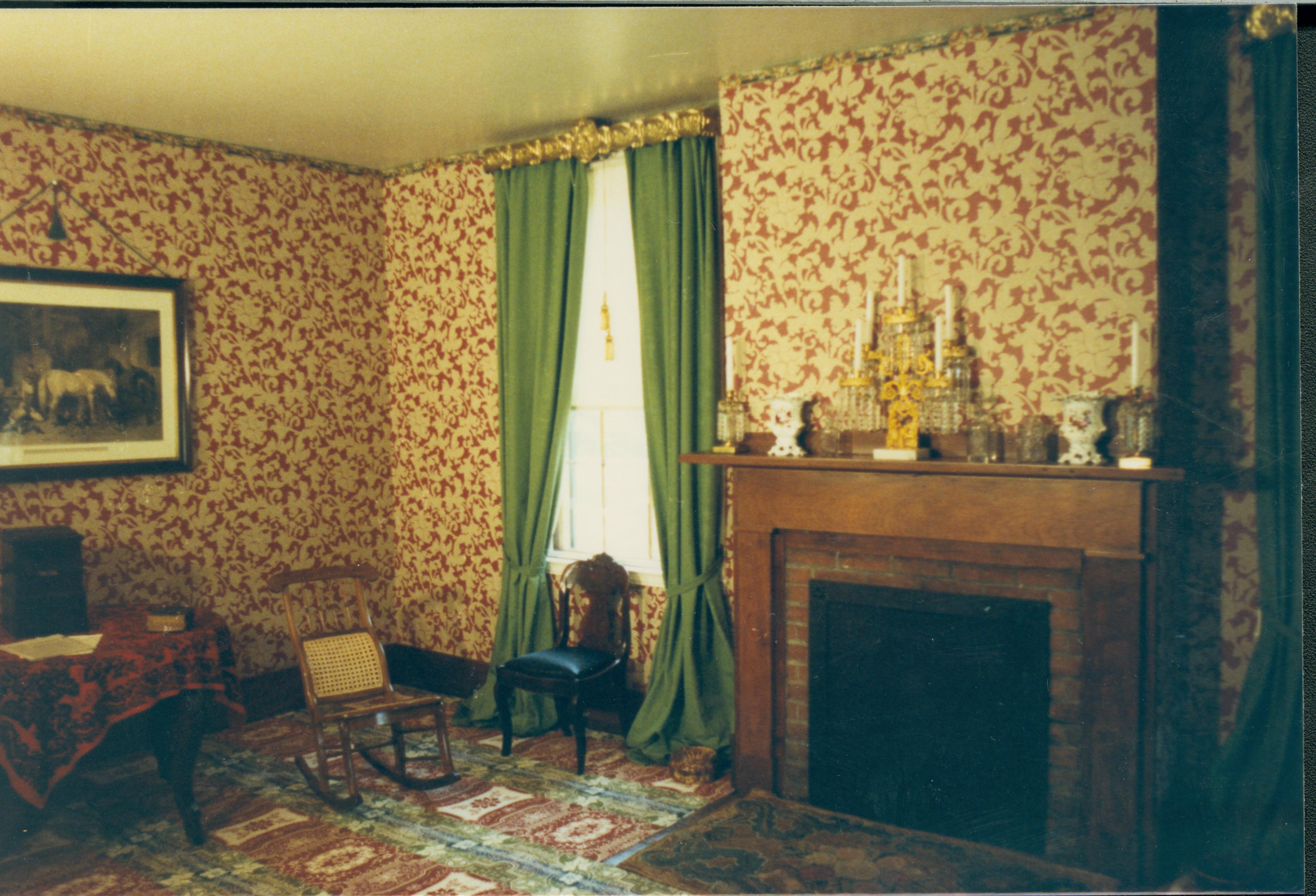 NA Lincoln Home, Sitting Room, Stereoptican, Fireplace