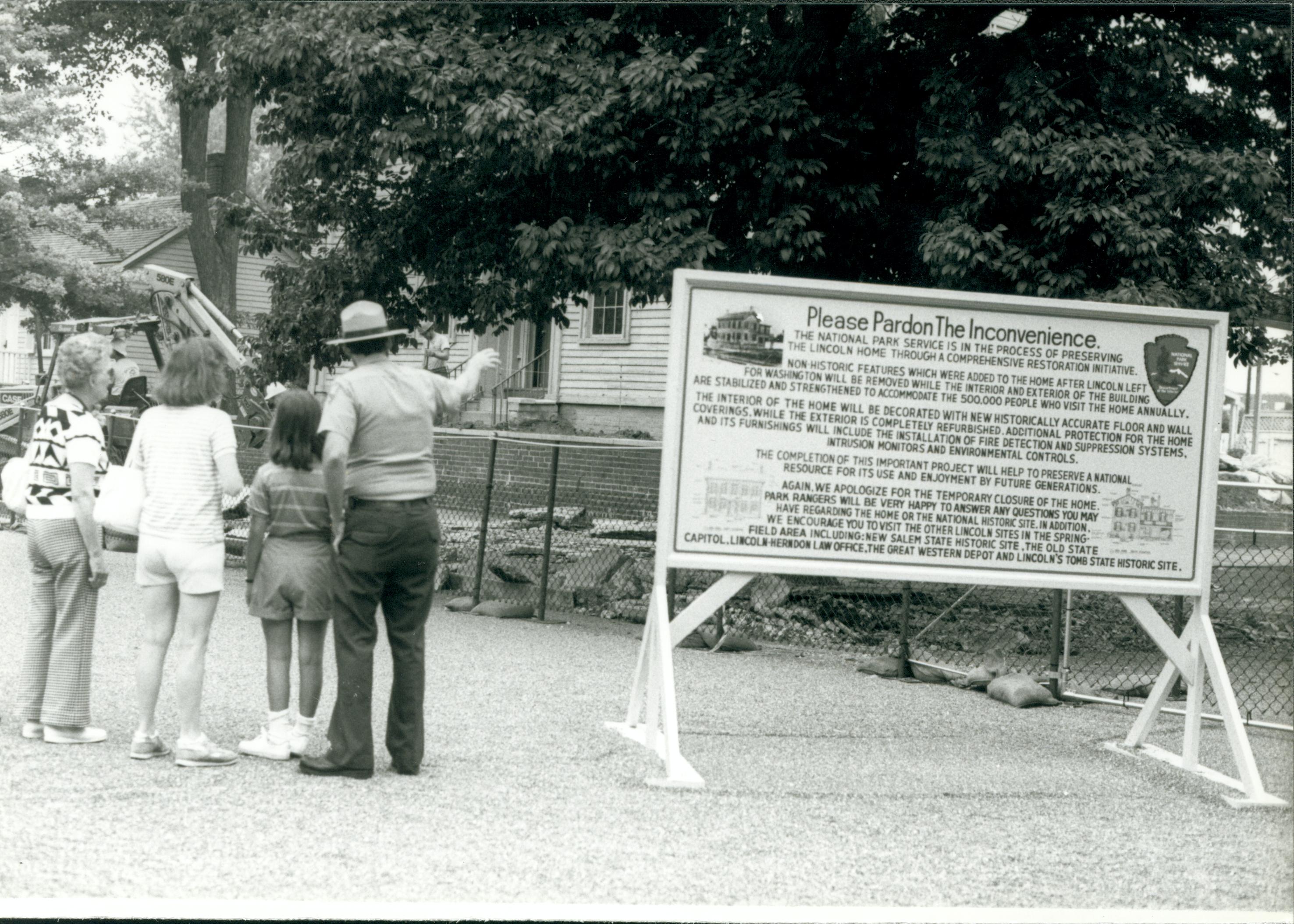 NA Interpretive Sign (Home closed for restoration) Lincoln, Home, closed, interpretive, sign