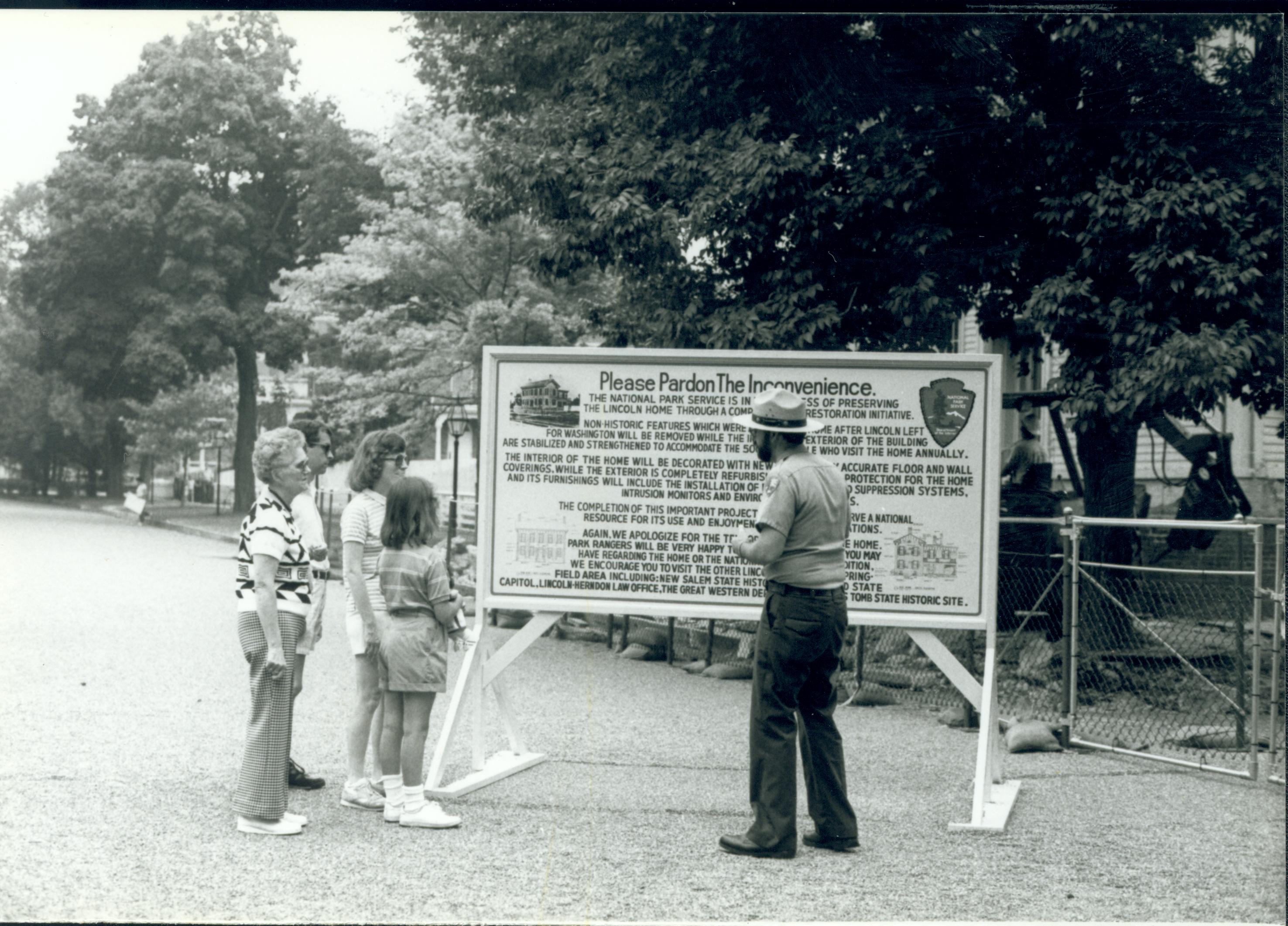 NA Interpretive Sign (Home closed for restoration) Lincoln, Home, closed, interpretive, sign