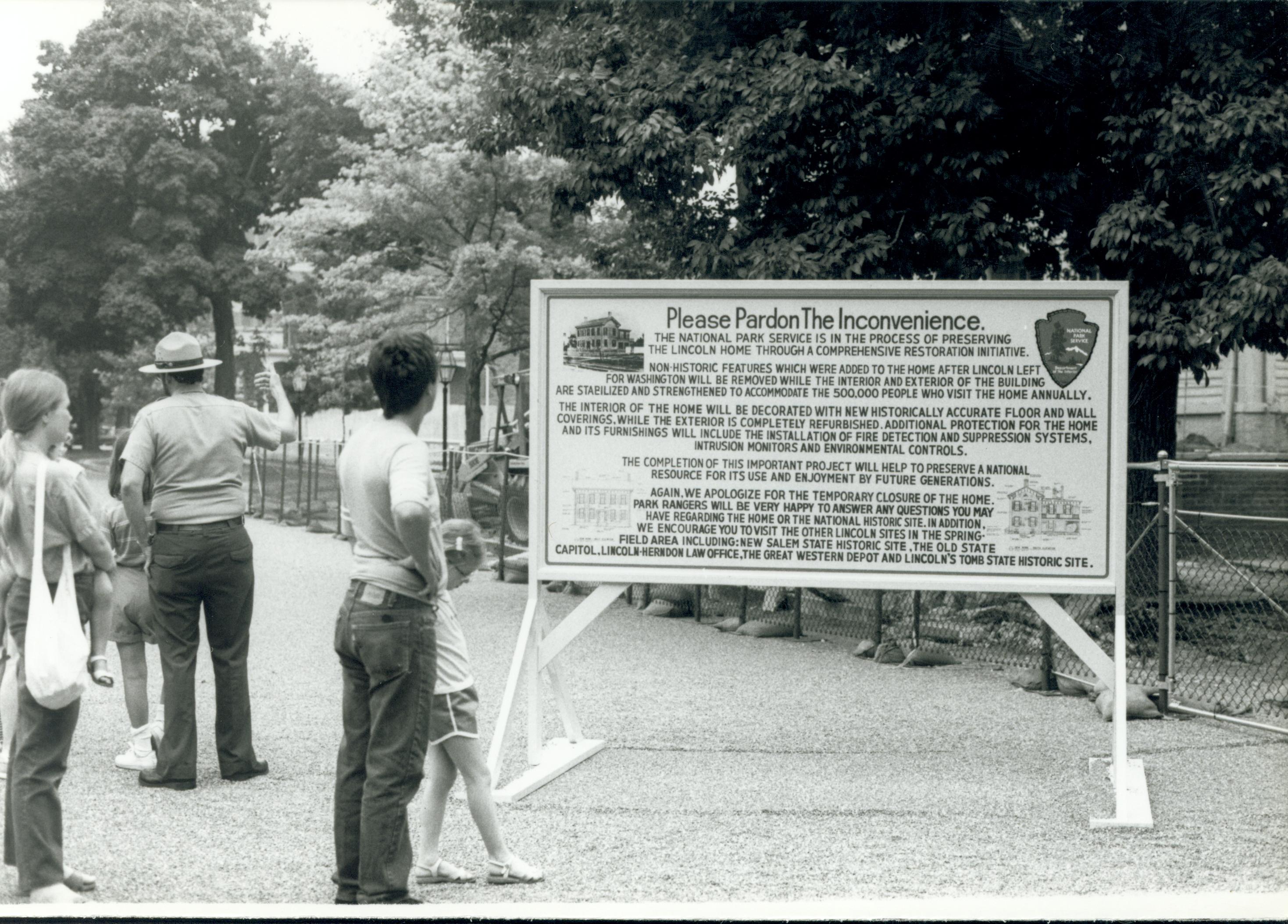 NA Interpretive Sign (Home closed for restoration) Lincoln, Home, closed, interpretive, sign