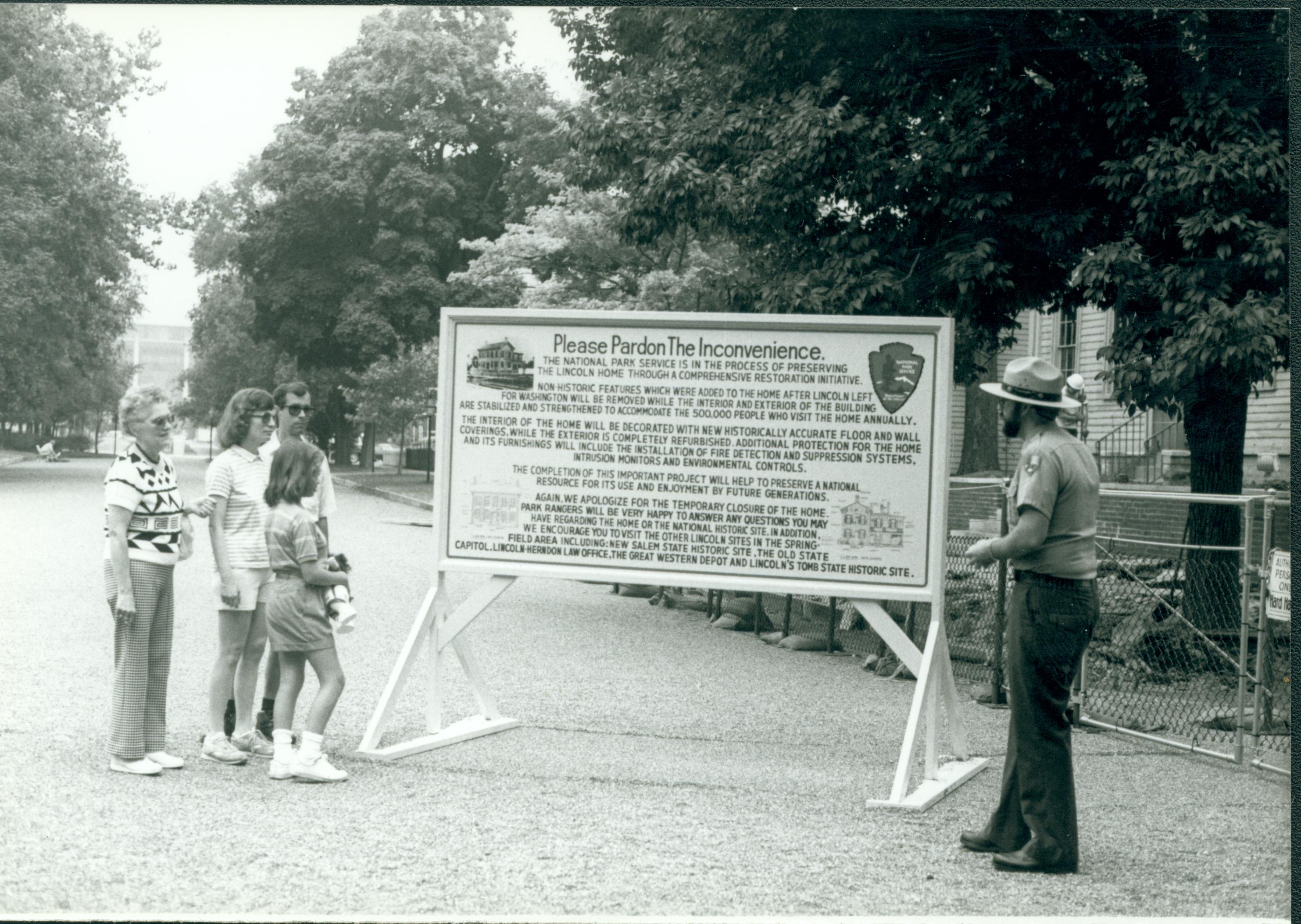 NA Interpretive Sign (Home closed for restoration) Lincoln, Home, closed, interpretive, sign