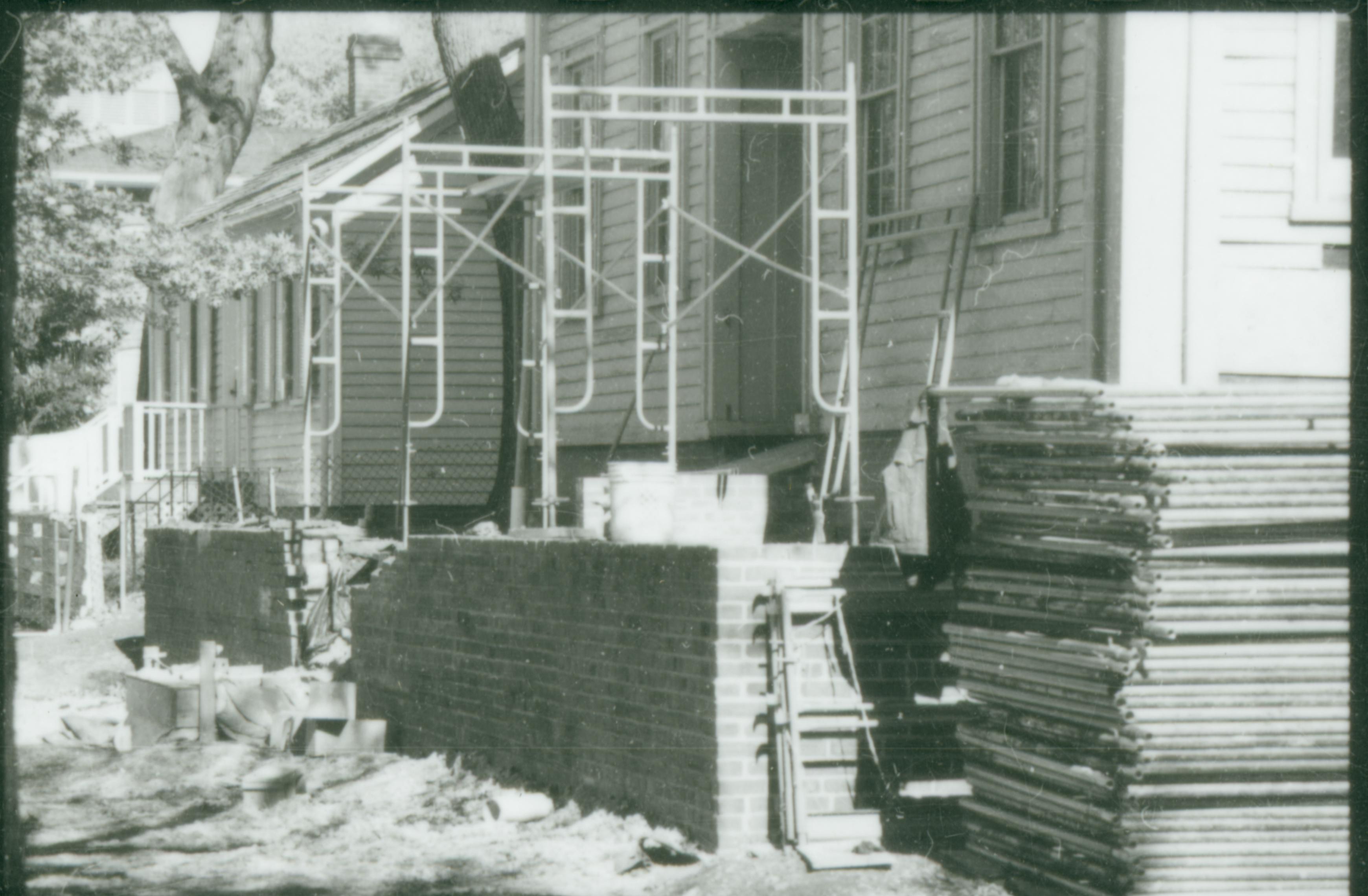 NA Lincoln, Home, Restoration, Front, scaffolding