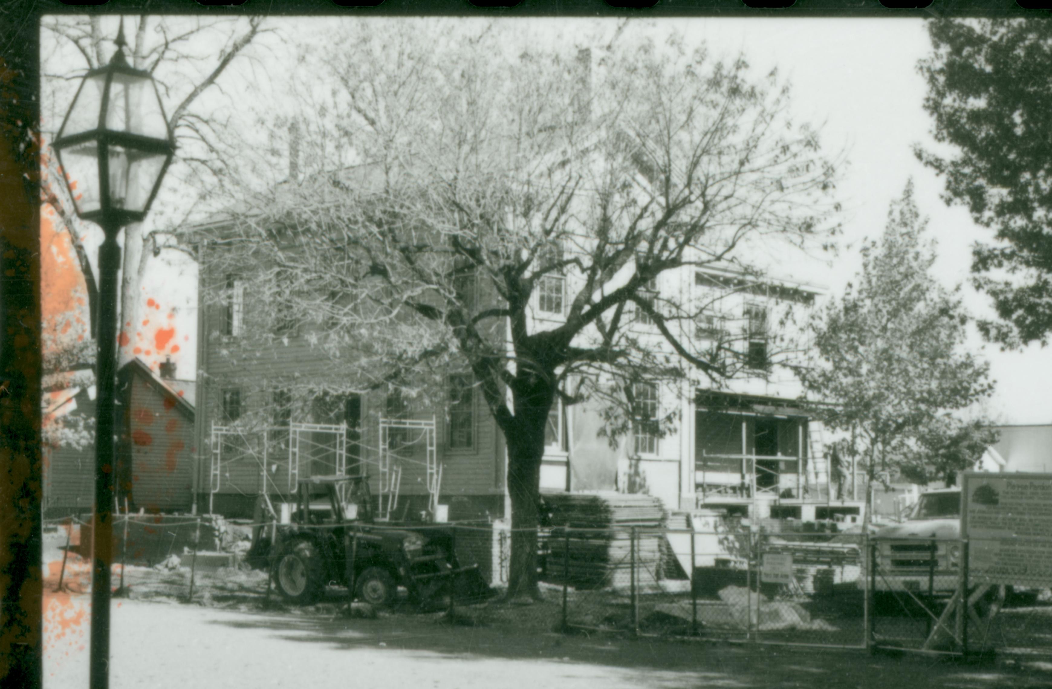 NA Lincoln, Home, Restoration, Front, scaffolding
