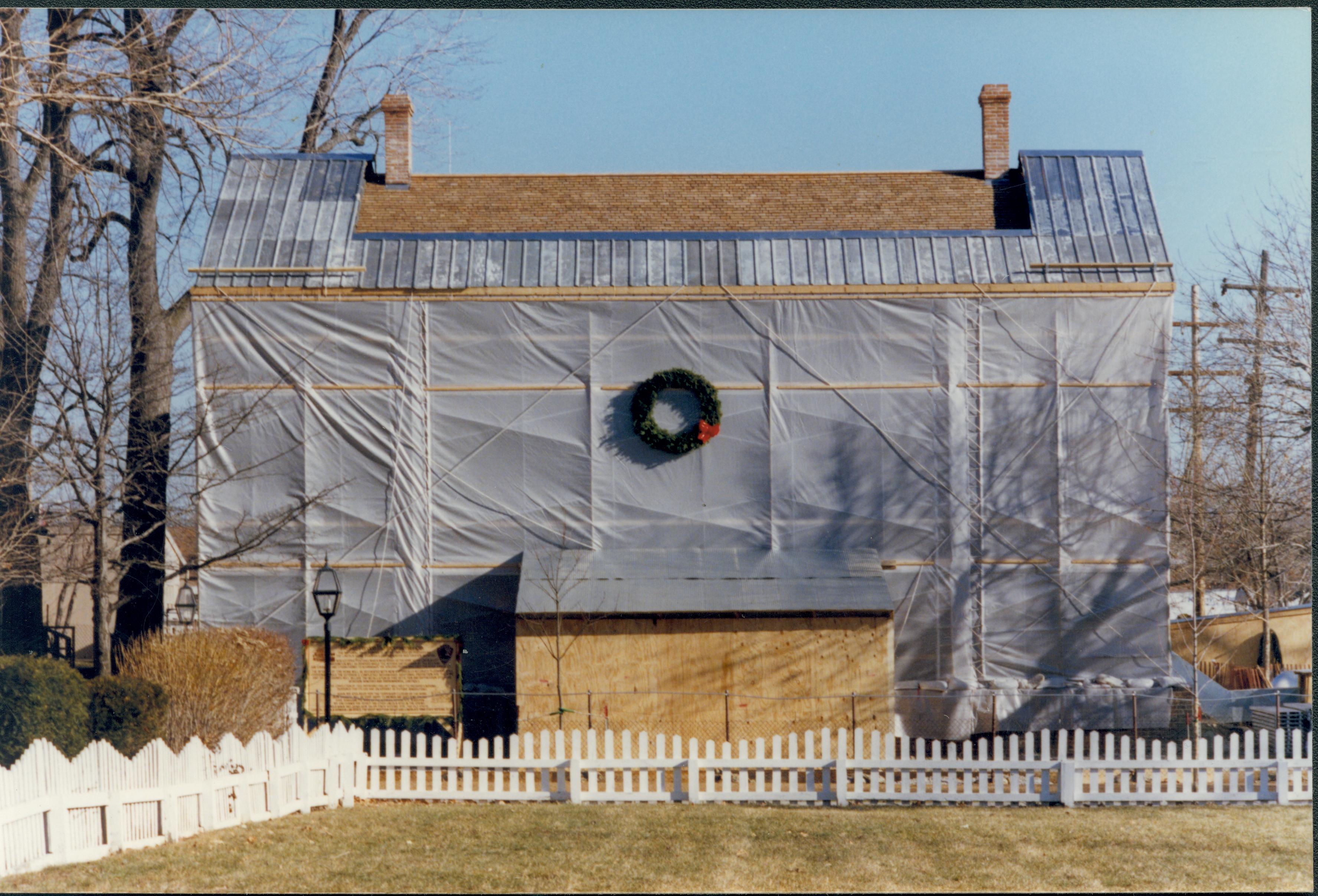 NA Lincoln, Home, Restoration, plastic, covering, tent, wreath