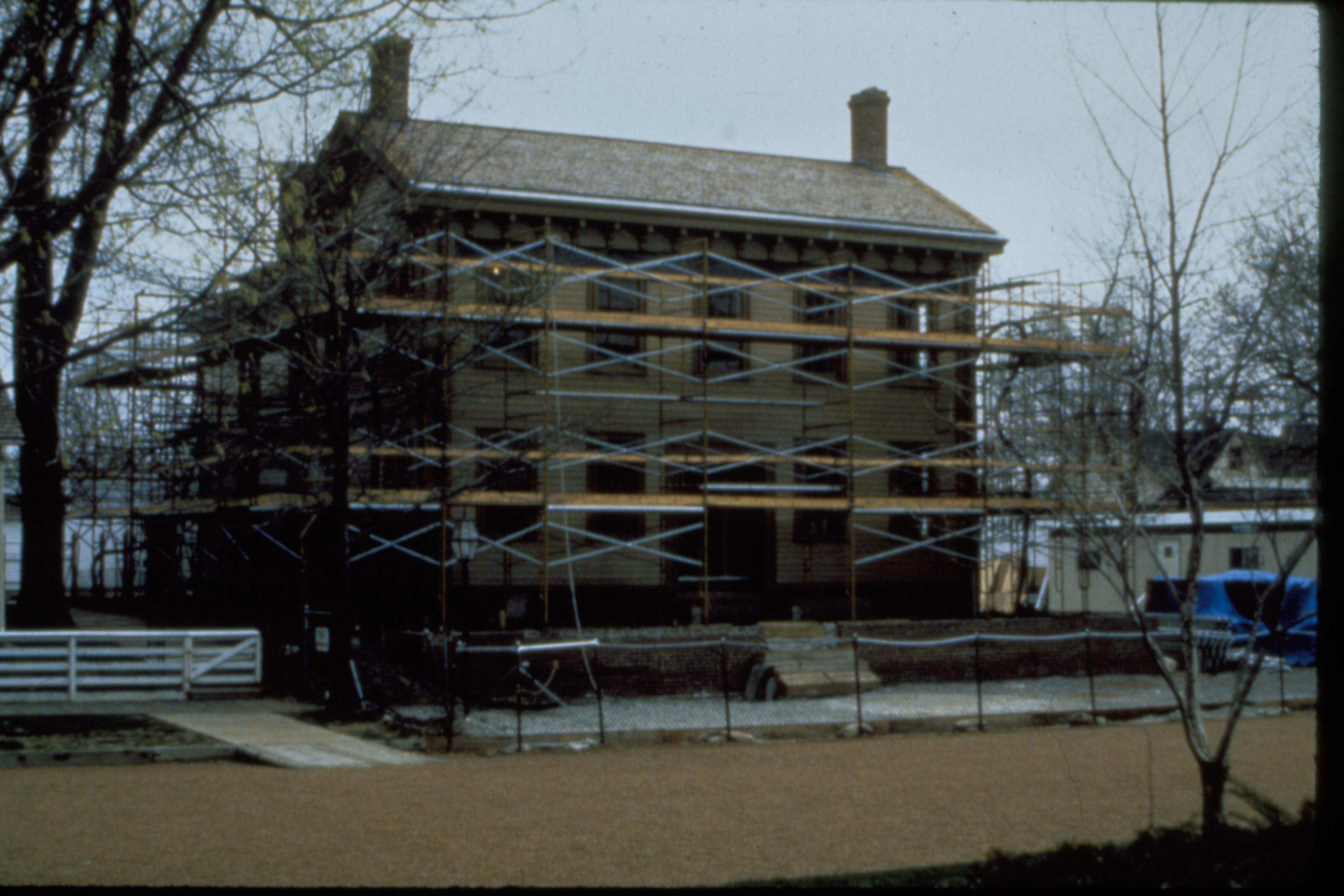 NA CAT=44, 80 Lincoln, Home, Restoration, front