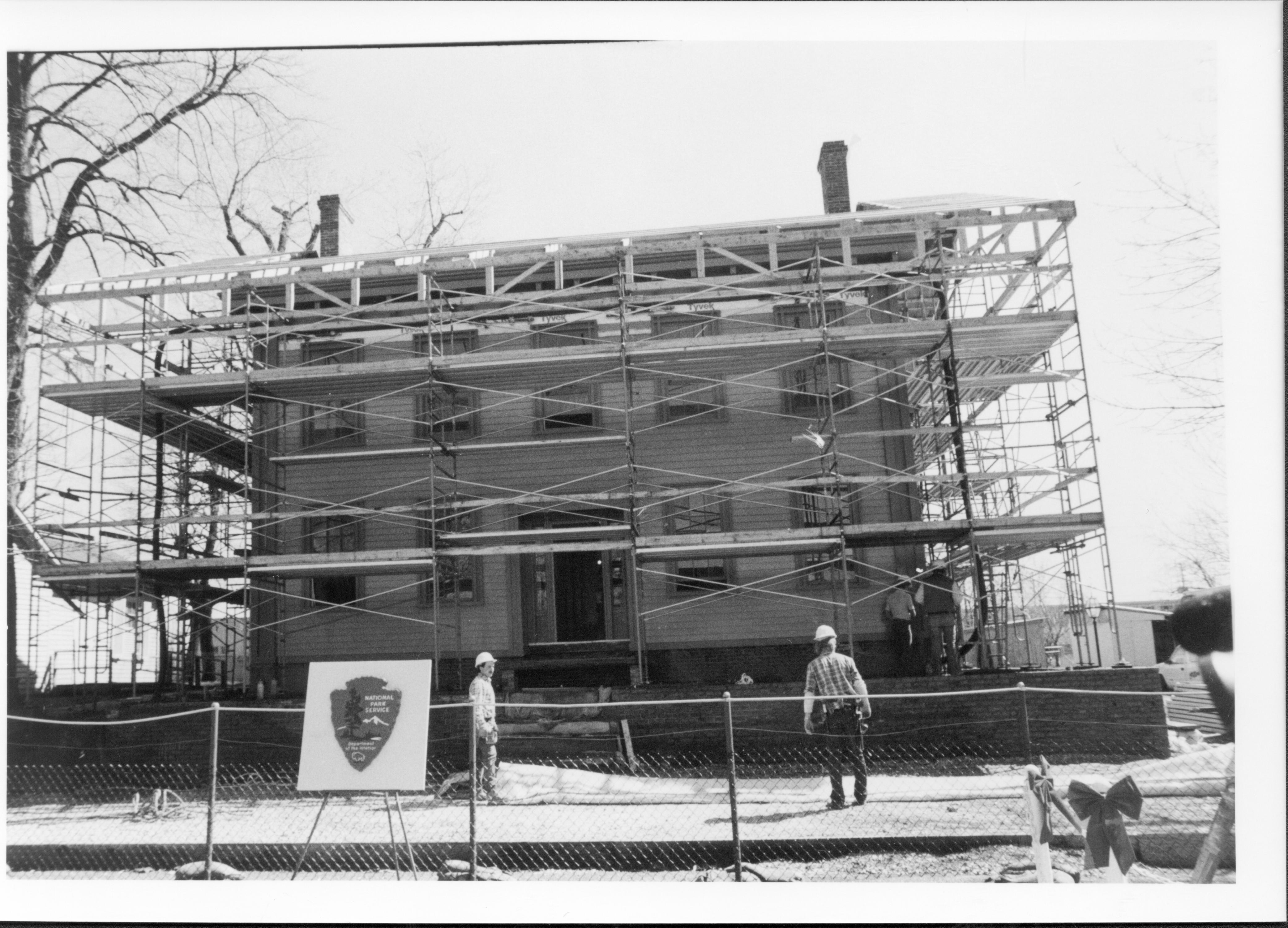 NA Lincoln, Home, Restoration, scaffolding