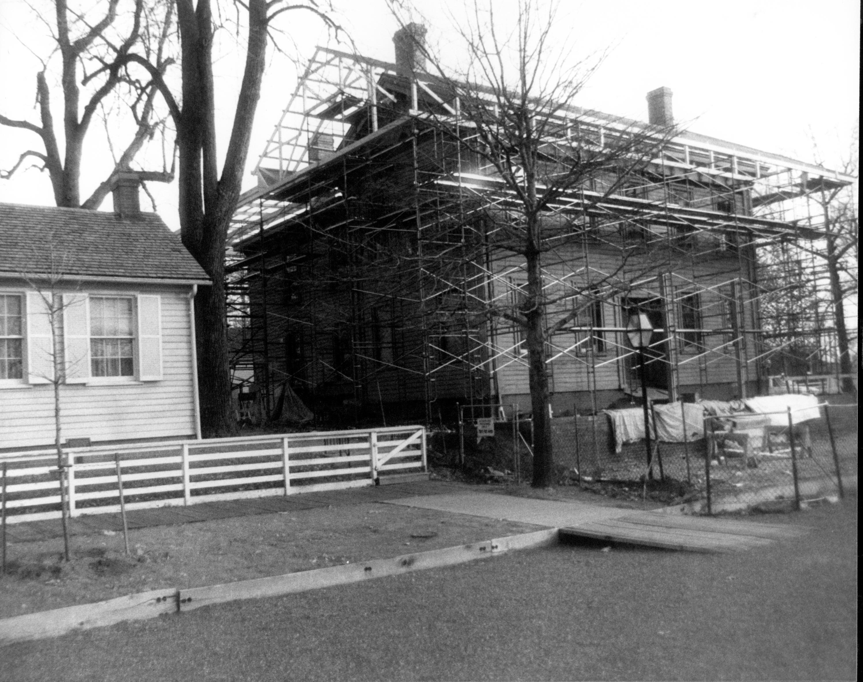 NA Lincoln, Home, Restoration, scaffolding