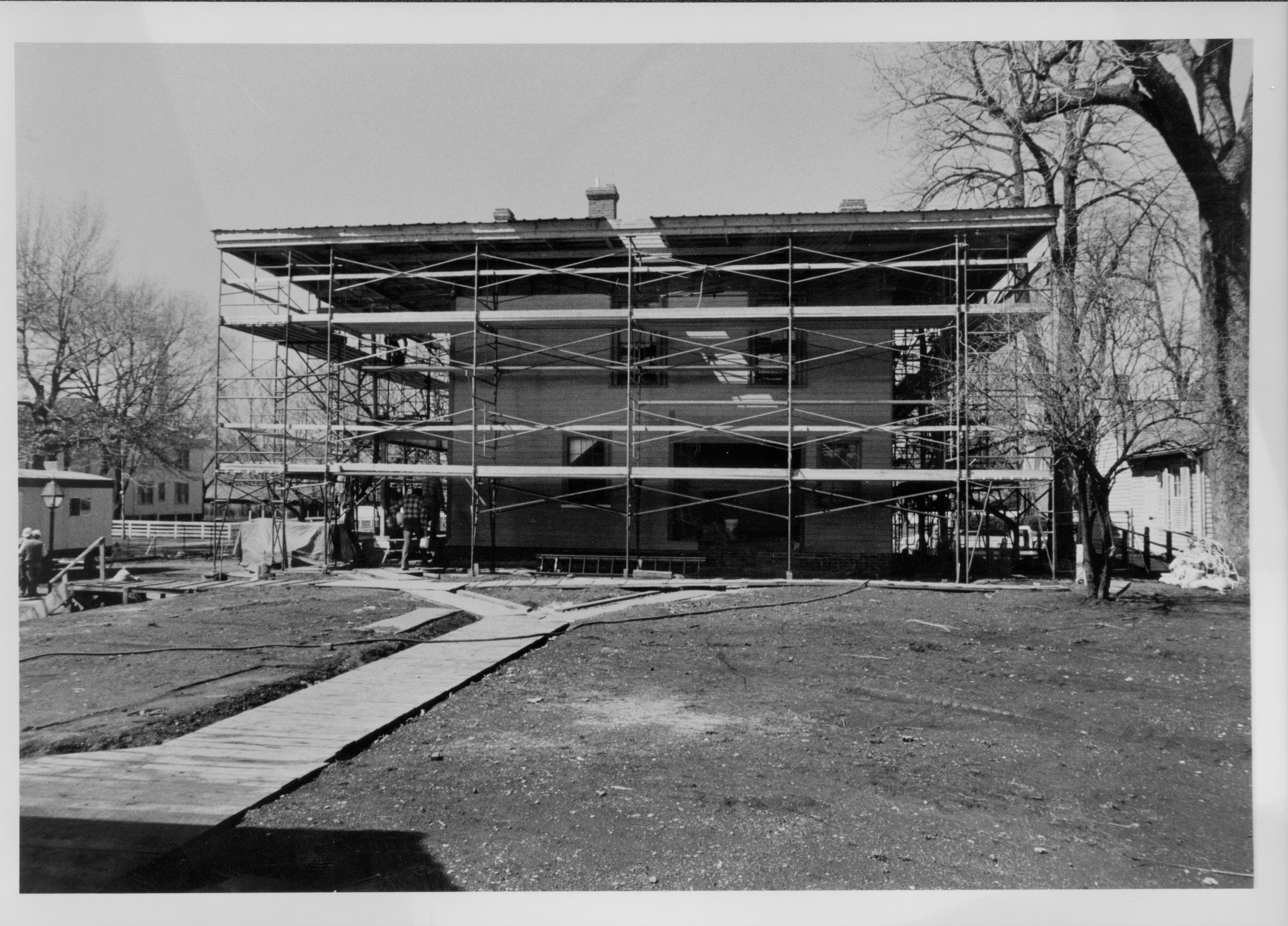NA Lincoln, Home, Restoration, scaffolding