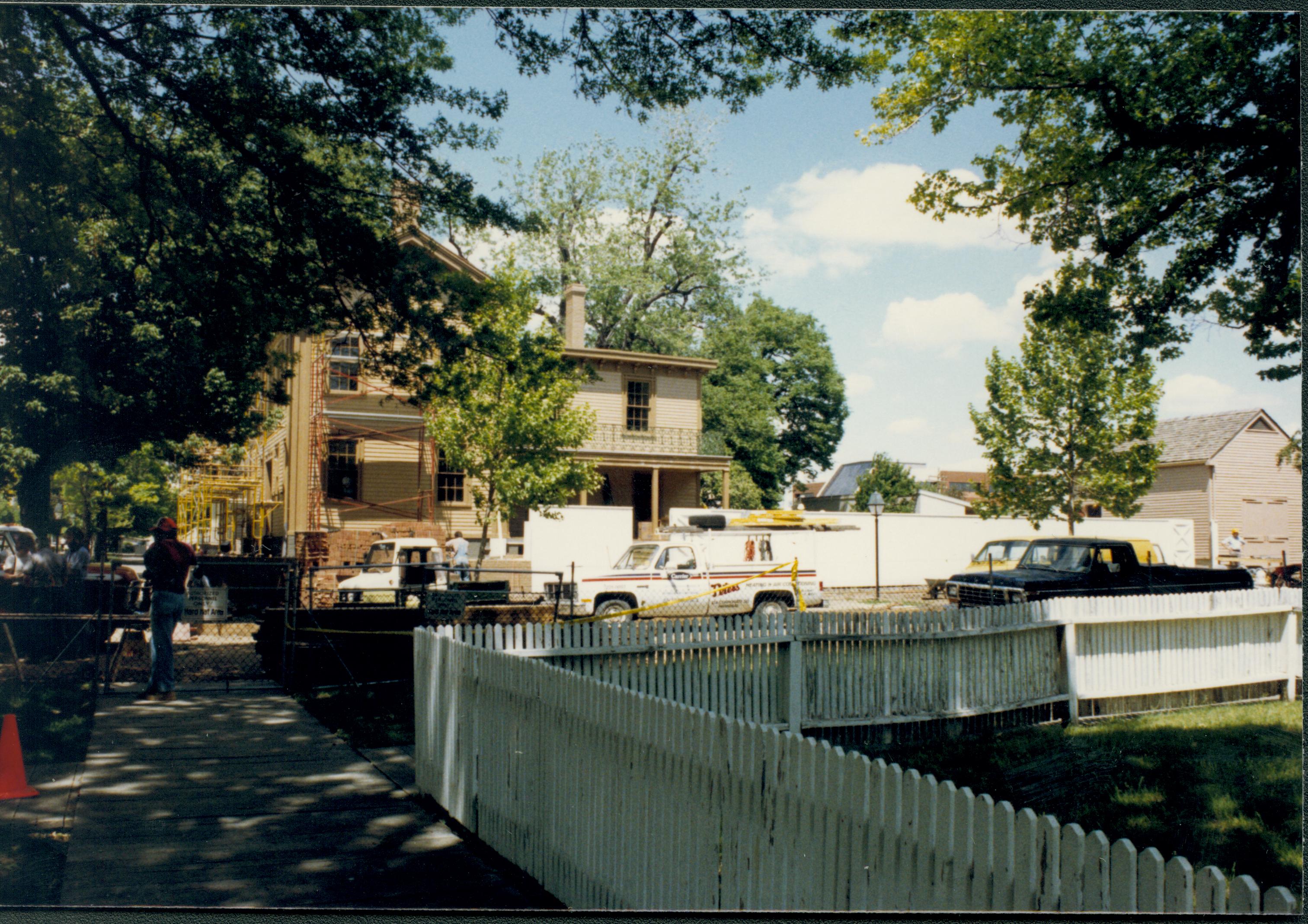   Lincoln, home, restoration, scaffolding, south