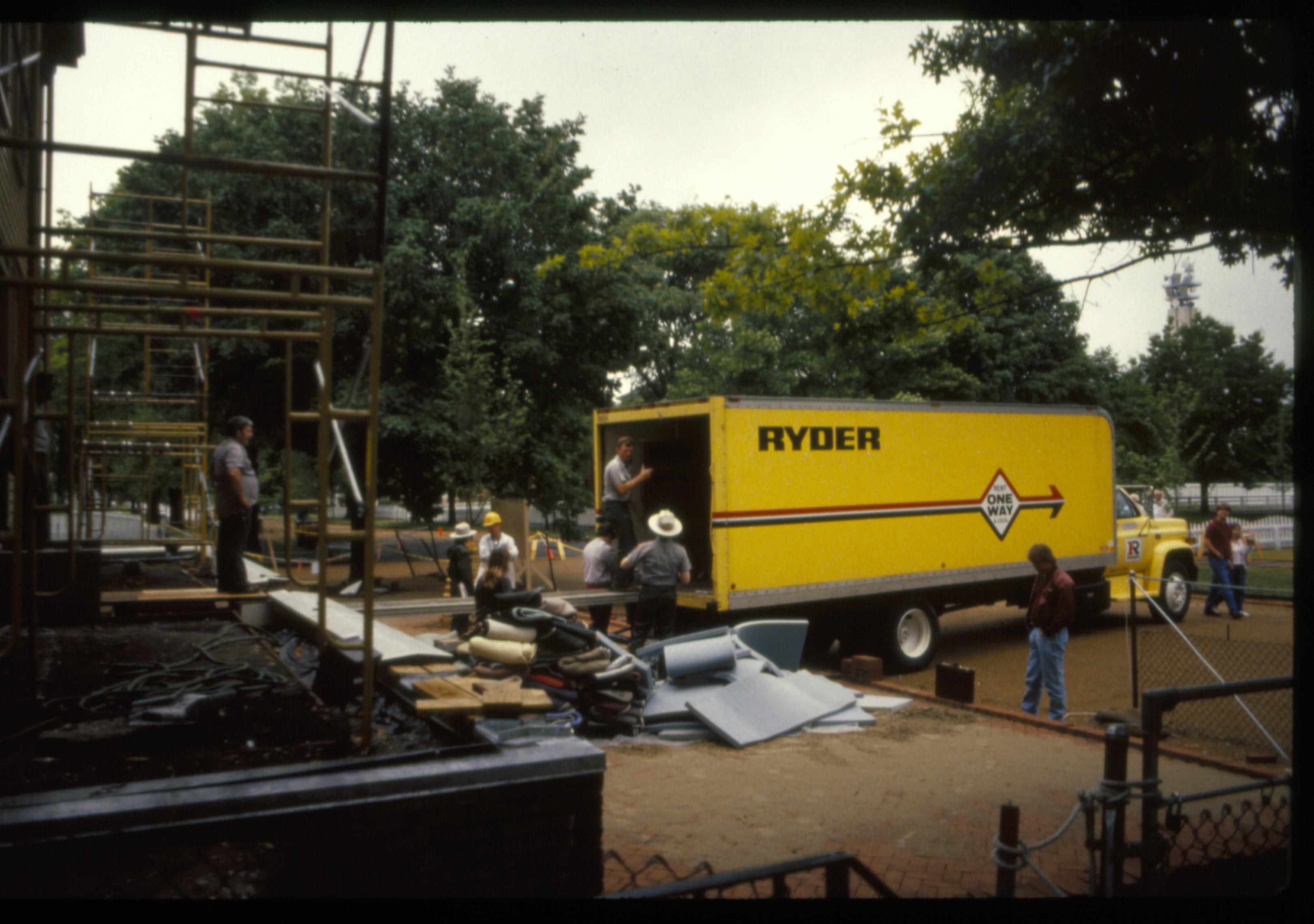 NA Lincoln, Home, restoration, moving, truck, ryder, front