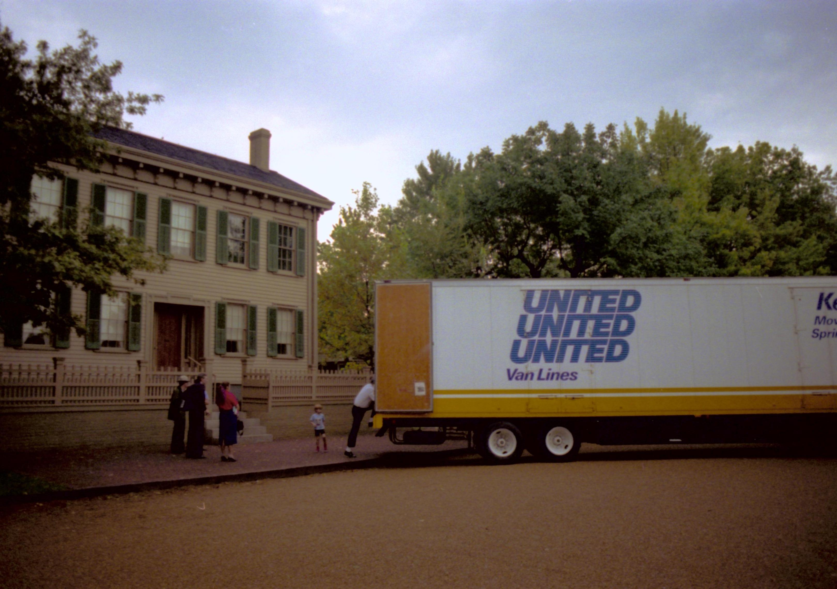 NA (Neg. sleeve) 111B, file no. 367639  Lincoln, Home, restoration, moving, truck, front