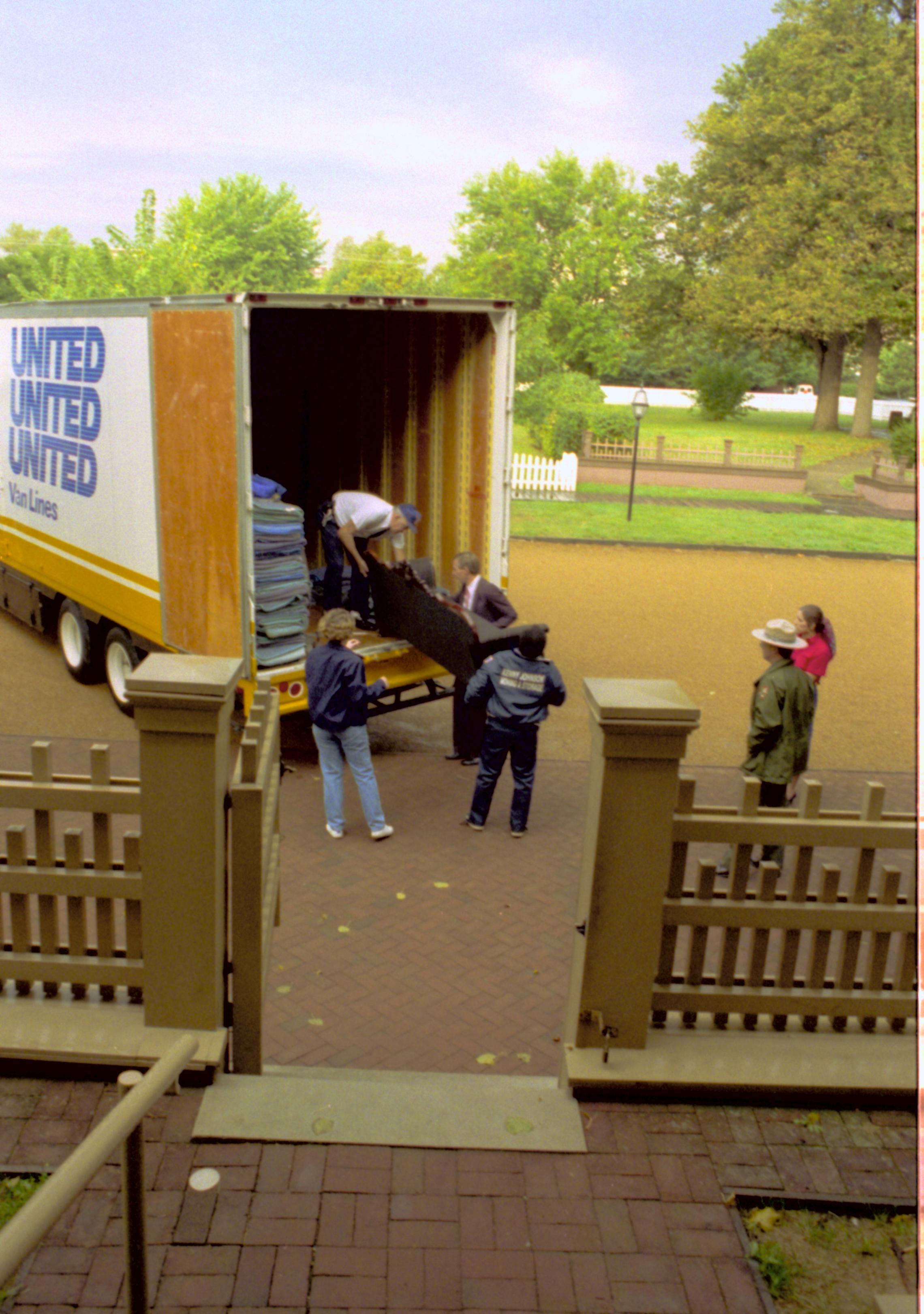 NA (Neg. sleeve) 110B, file no. 367659 Lincoln, Home, restoration, moving, front, truck, furniture