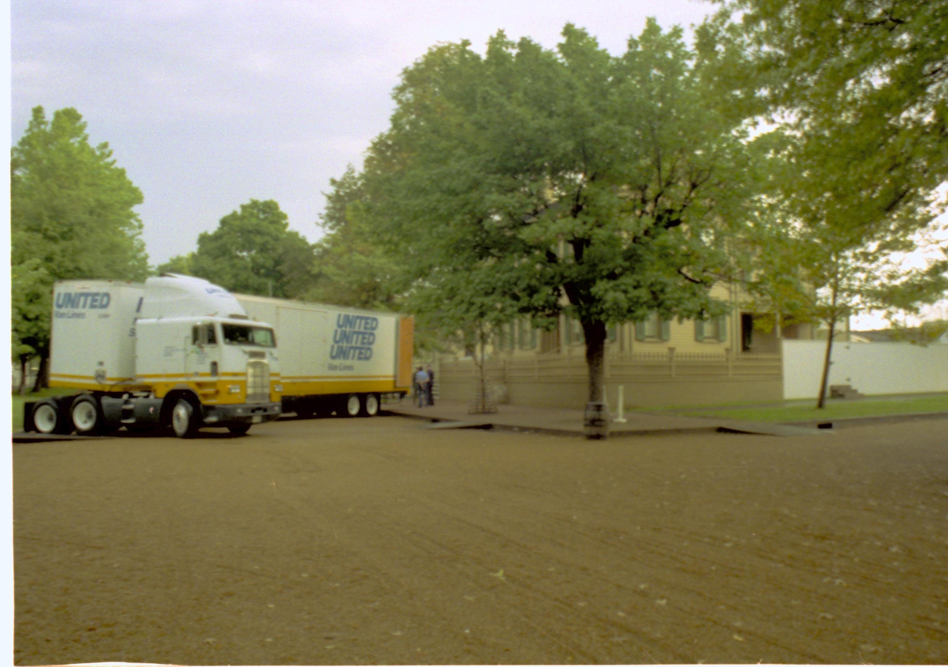 NA (Neg. sleeve) 110B, file no. 367659 Lincoln, Home, restoration, moving, truck