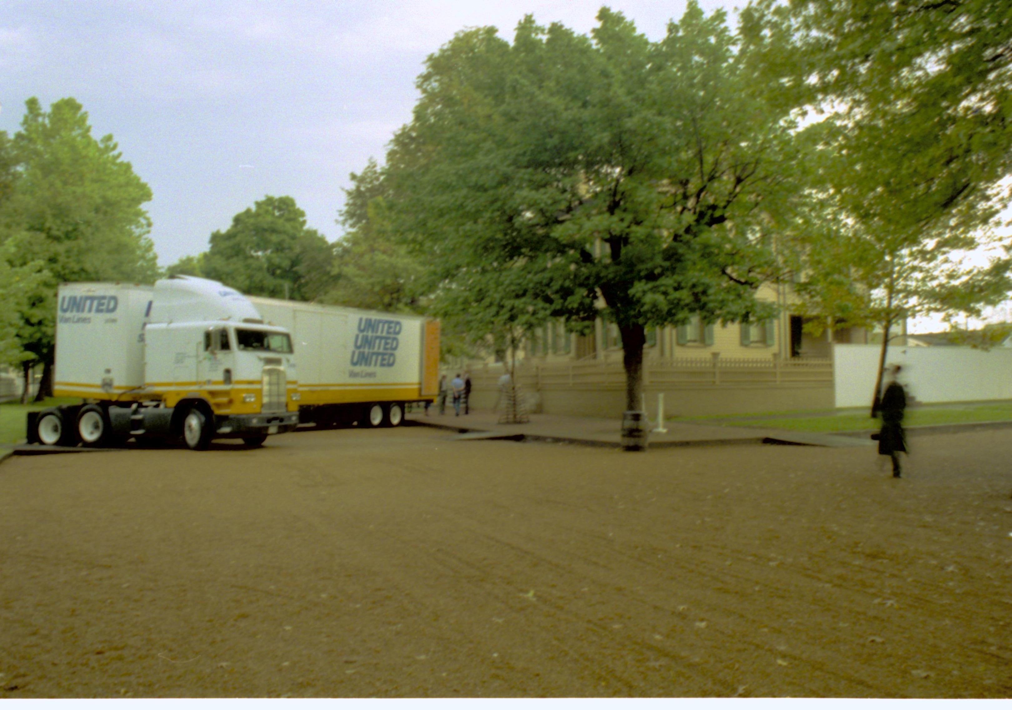 NA (Neg. sleeve) 110B, file no. 367659 Lincoln, Home, restoration, moving, truck