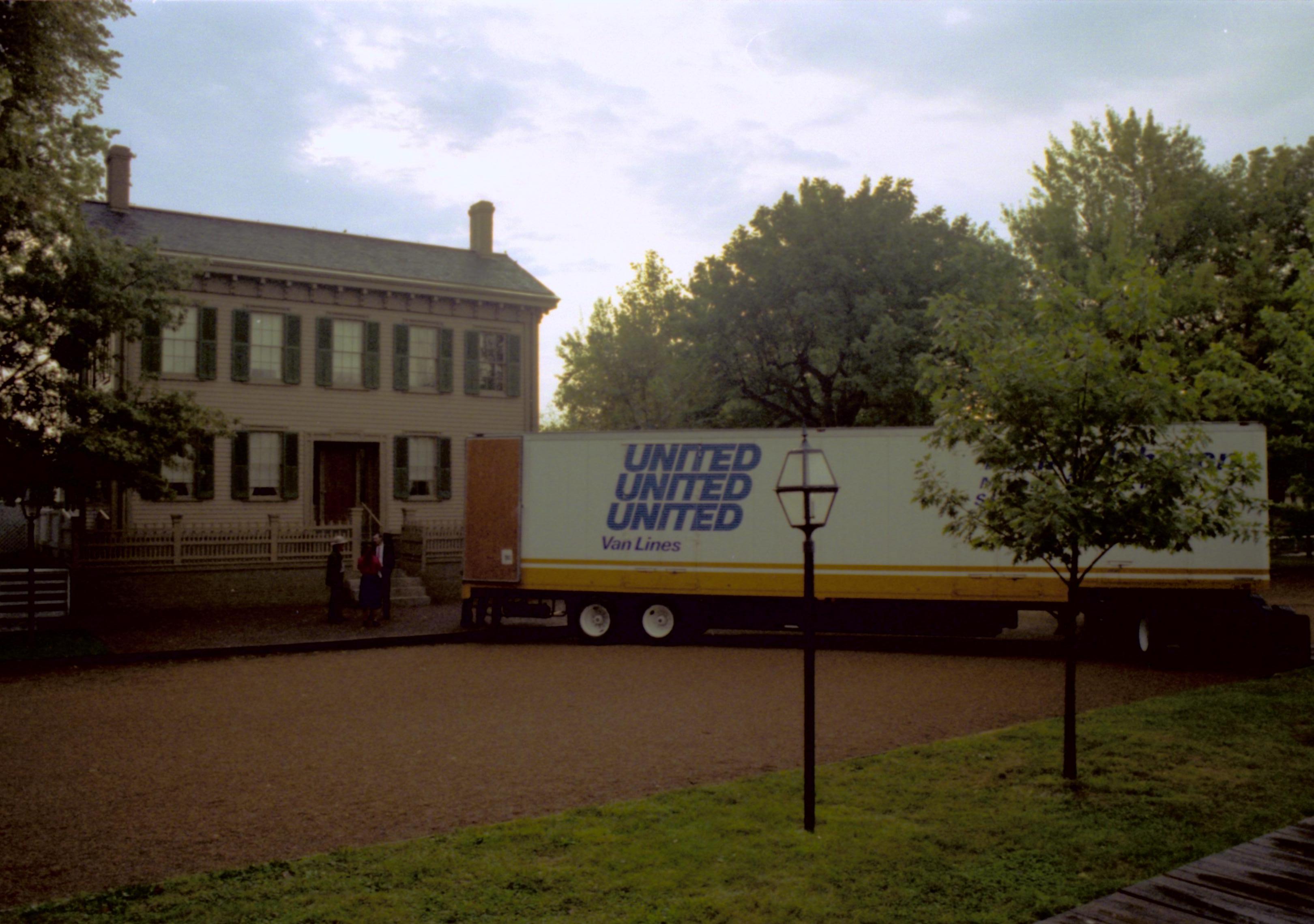 NA (Neg. sleeve) 110B, file no. 367659 Lincoln, Home, restoration, moving, truck