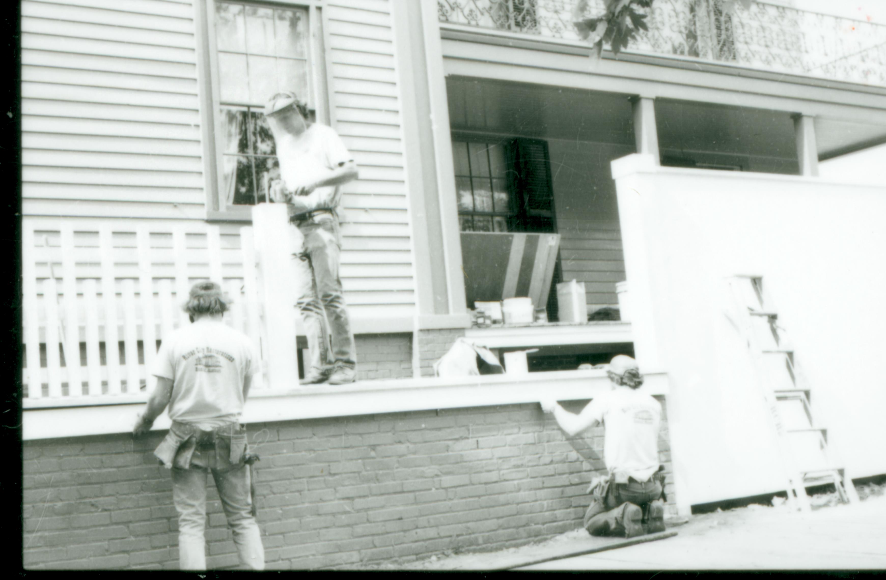 NA Lincoln, Home, restoration, south, fence