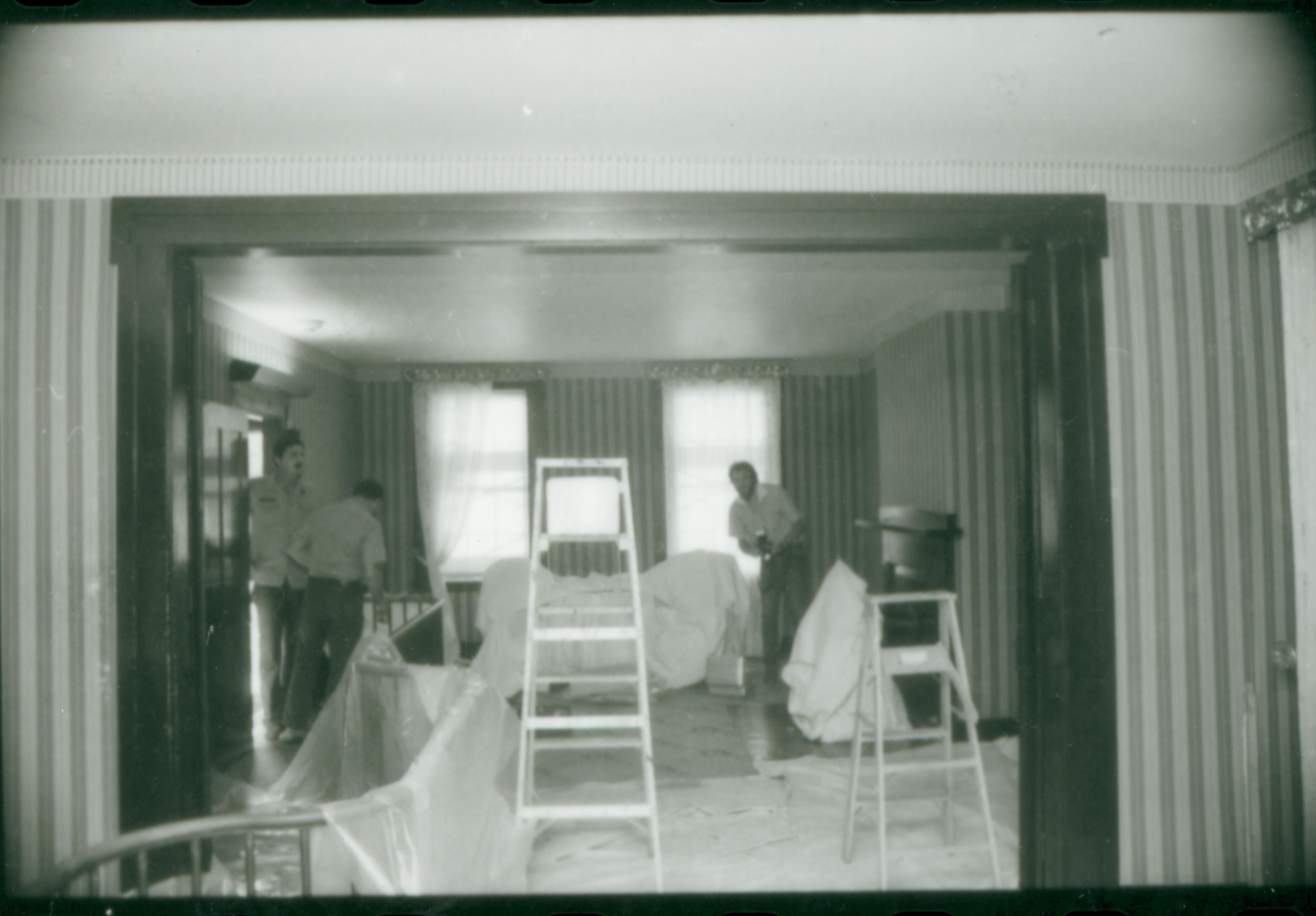 NA (neg. contact sheet) 9-85 LIHO Sitting Room fireplace Lincoln, Home, restoration, front, rear, back, parlor