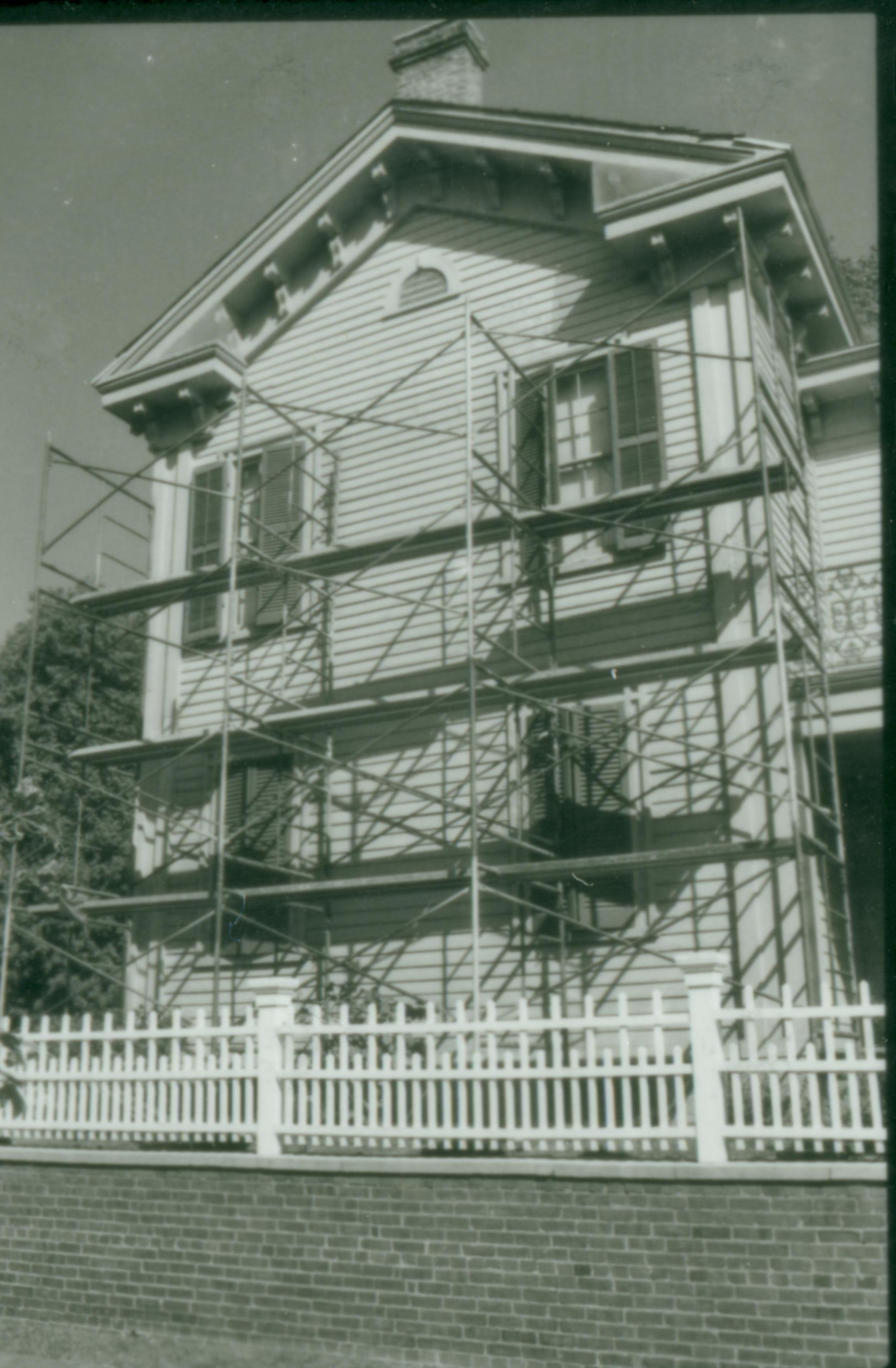 NA (neg. contact sheet) 9-85 LIHO Sitting Room fireplace Lincoln, Home, restoration, south