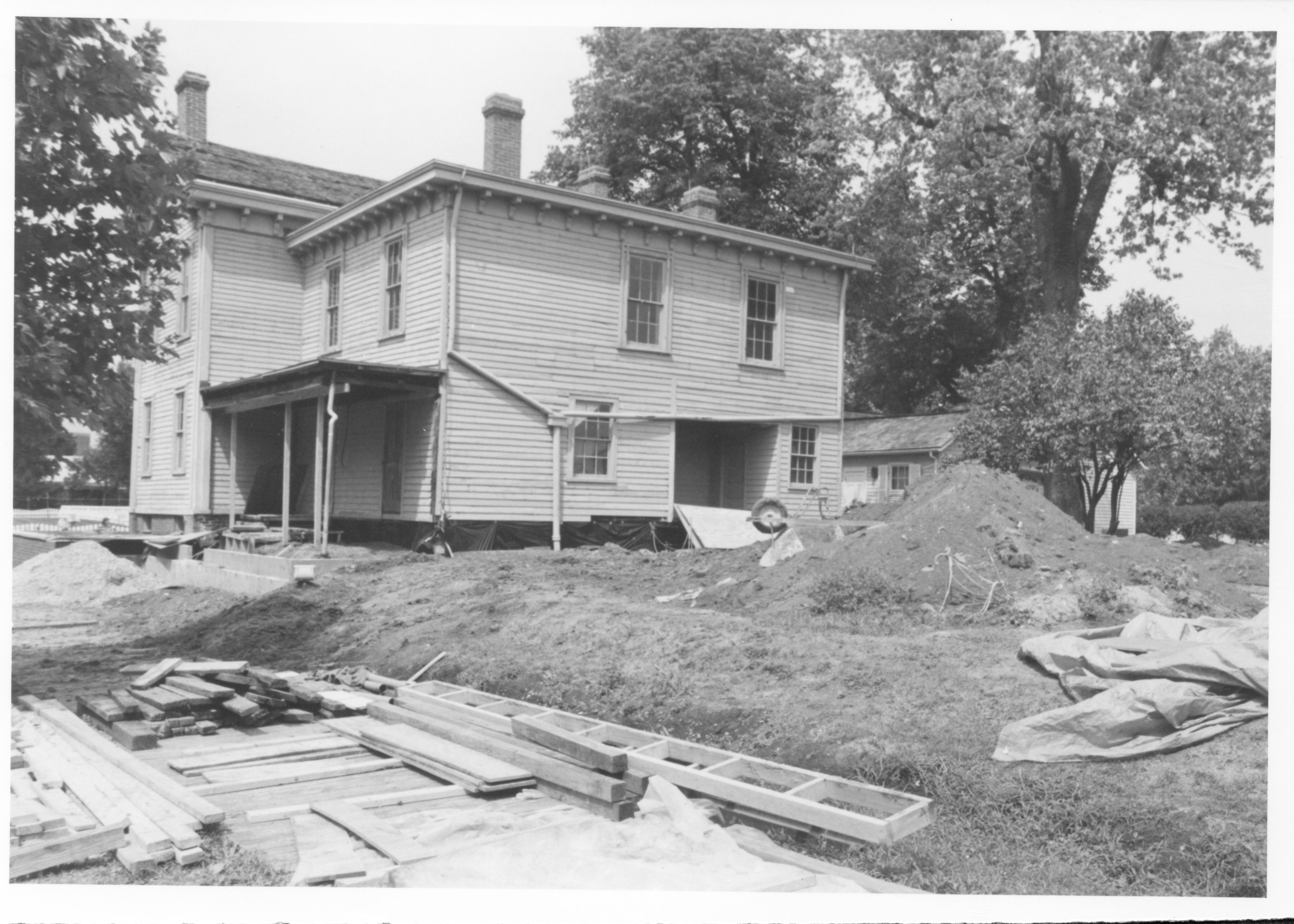 NA No. 15, File 5-15 Lincoln, Home, restoration, back