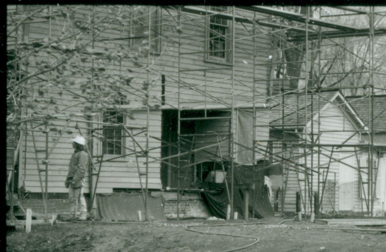 NA Lincoln, Home, Restoration, scaffolding, front