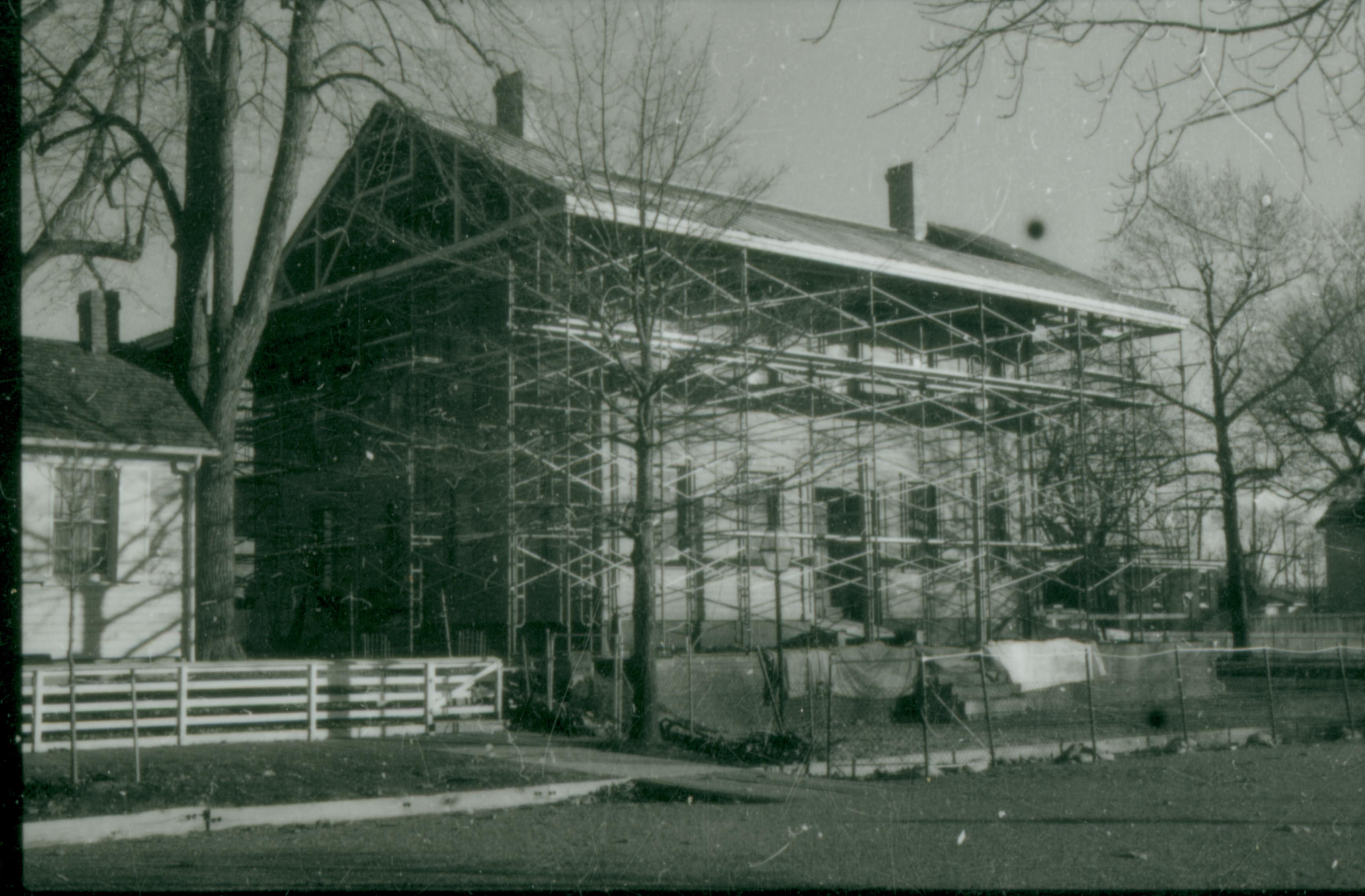 NA Lincoln, Home, Restoration, scaffolding, front