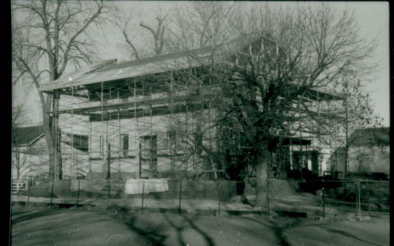 NA Lincoln, Home, Restoration, scaffolding, front