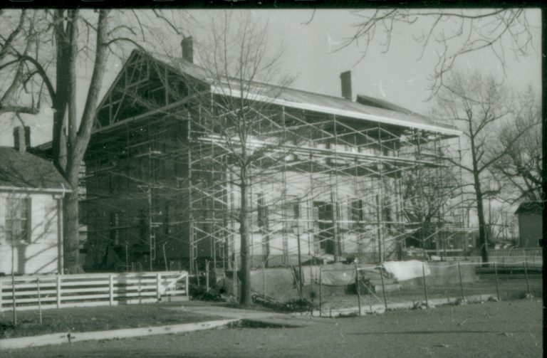 NA Lincoln, Home, Restoration, scaffolding, front