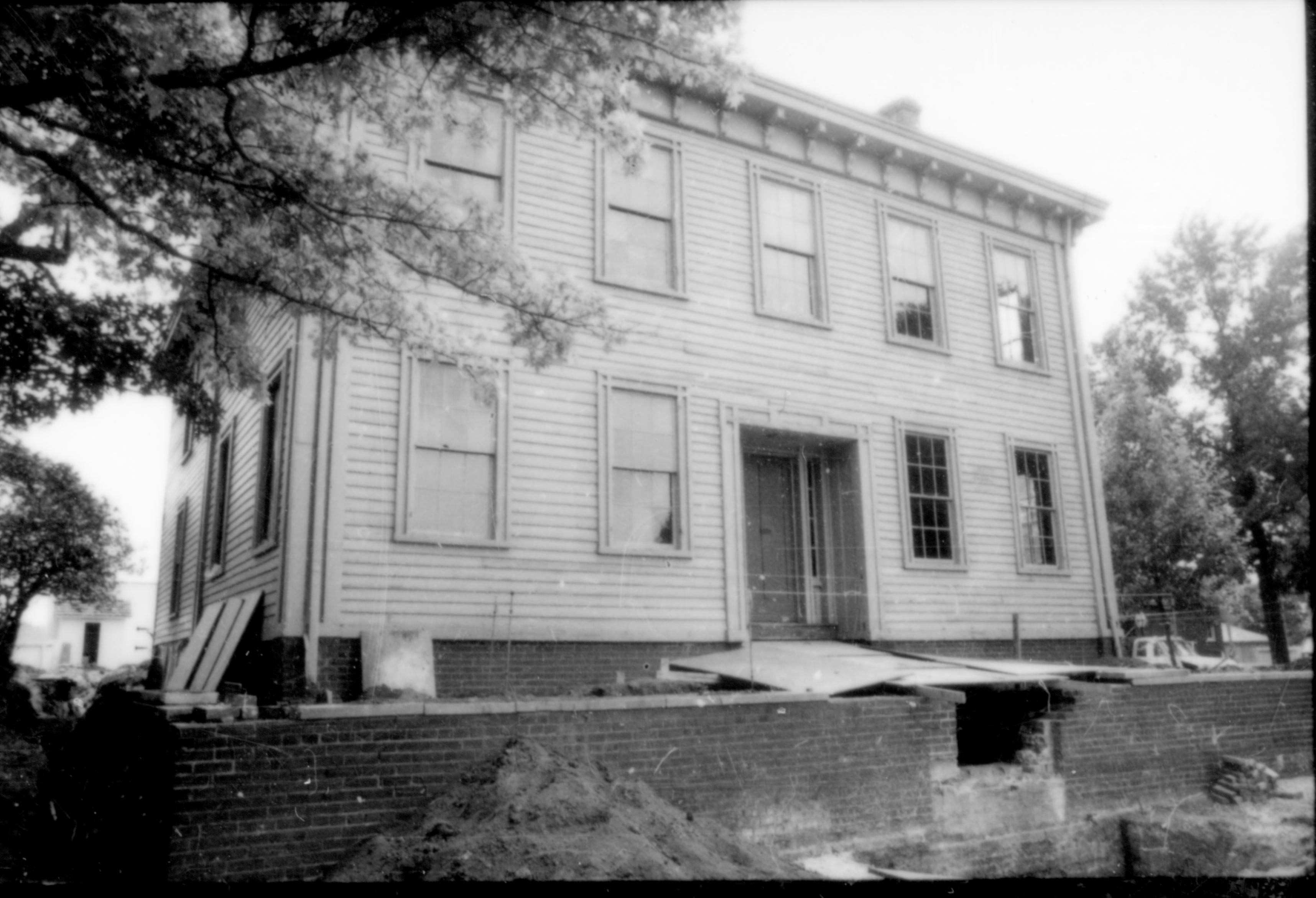 NA Home Restoration Lincoln, Home, restoration, front, steps, stairs