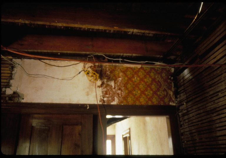 NA slide sleeve (No.2) Lincoln, Home, Restoration