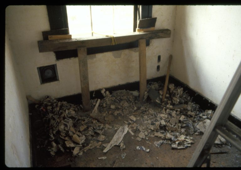 NA slide sleeve (MASTER Lincoln Home Restoration) Lincoln, Home, Restoration