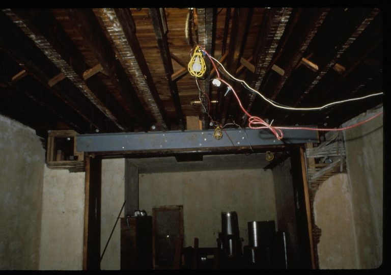 NA slide sleeve (No. 4 Restoration) Lincoln, Home, Restoration