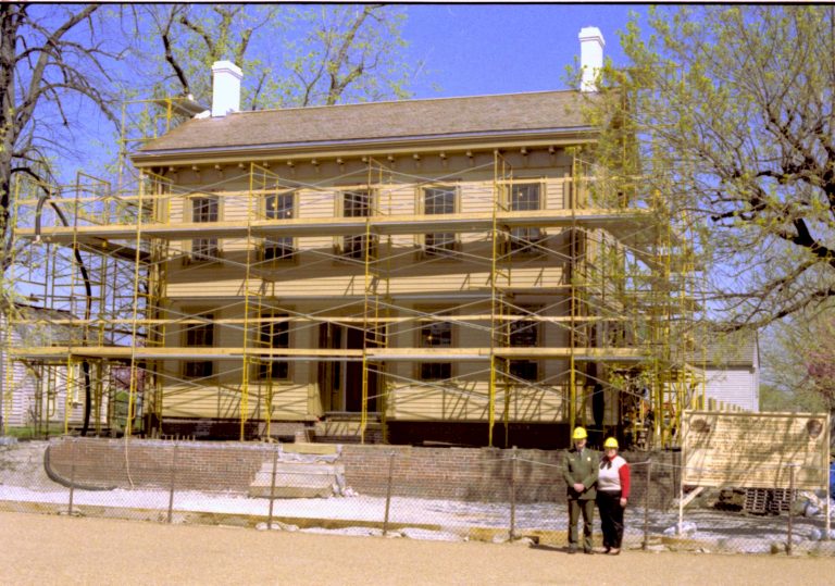 NA Lincoln, Home, Restoration, scaffolding
